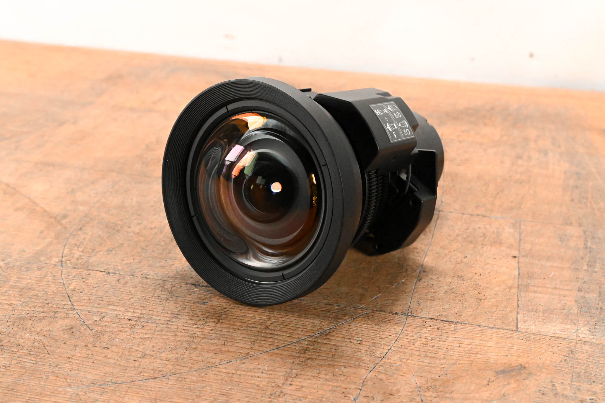 Epson ELPLU03 Wide Short Throw Zoom Lens #1