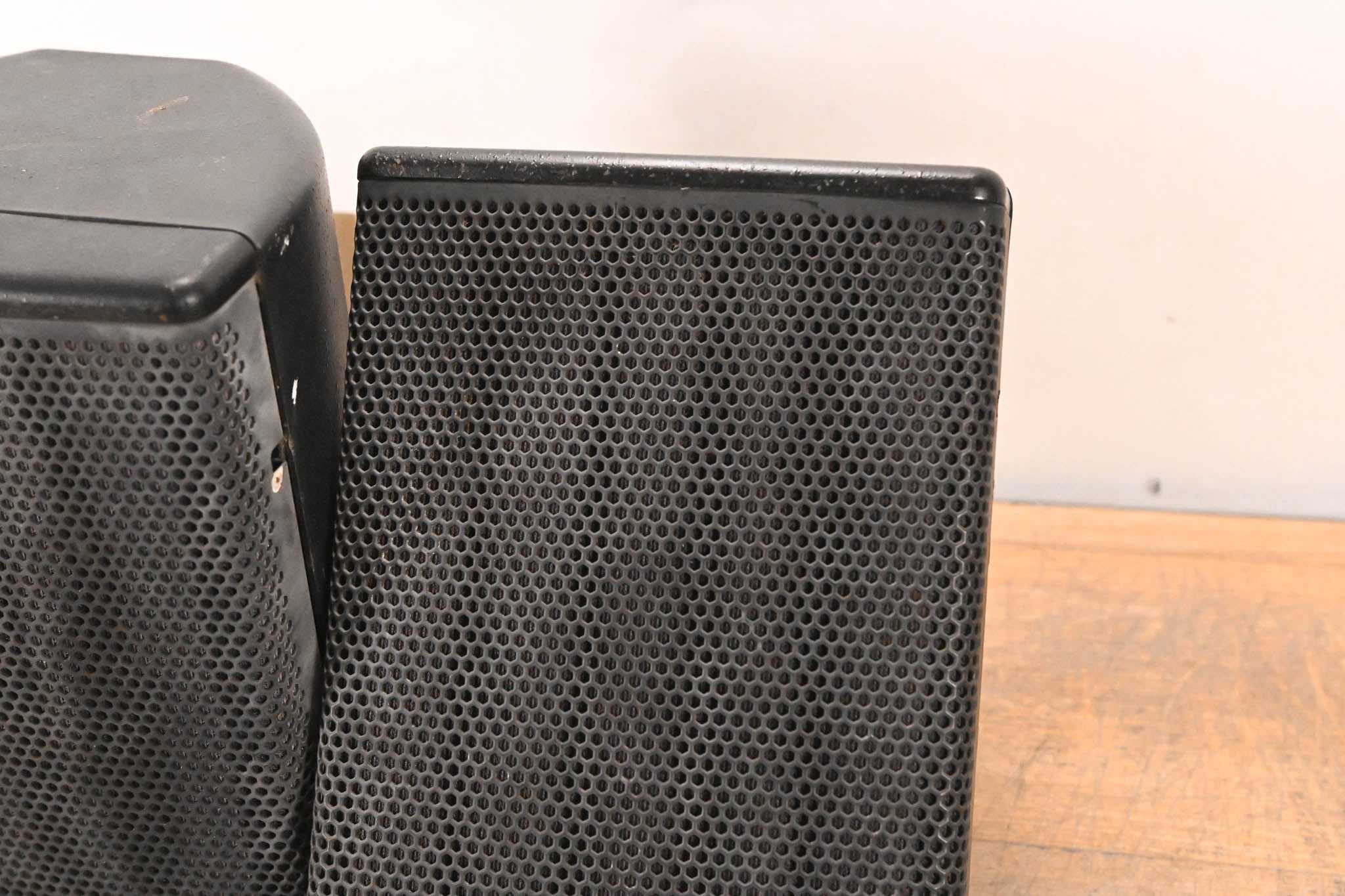 Martin Audio CDD5TX 5" Passive Coaxial On-Wall Outdoor Speaker (PAIR)