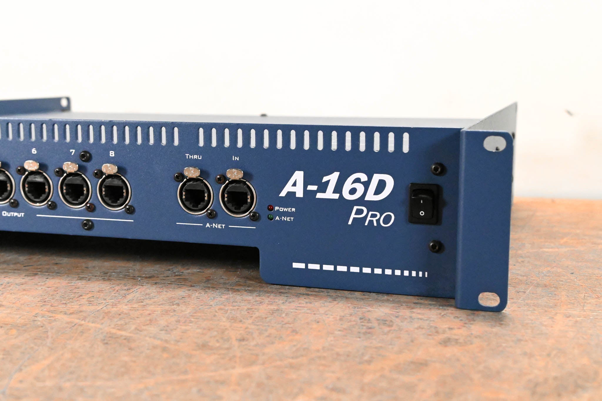 Aviom A-16D Pro A-Net Distributor
