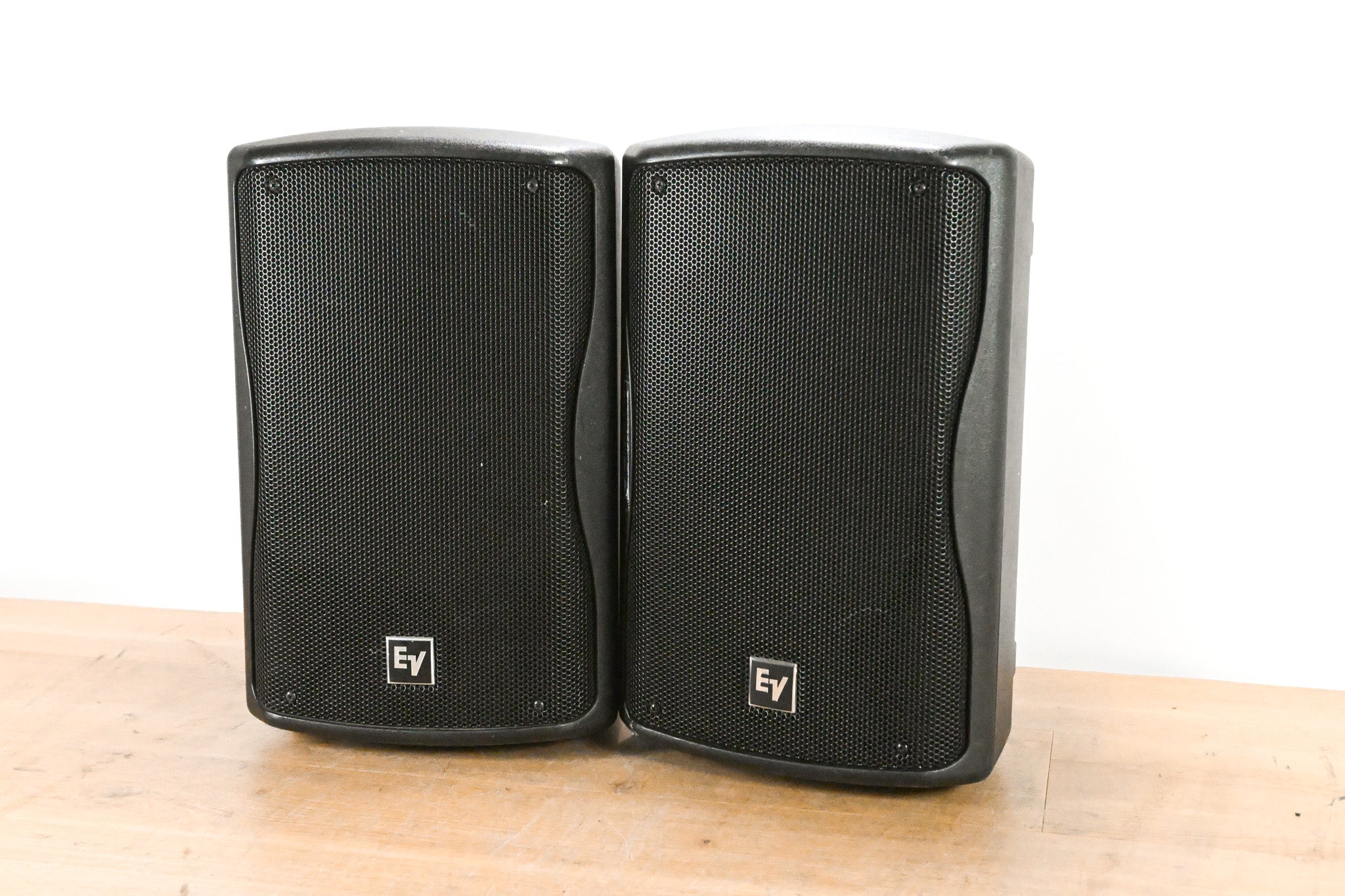 Electro-Voice (EV) ZX1-90 8-inch Two-Way Passive Loudspeaker (PAIR)