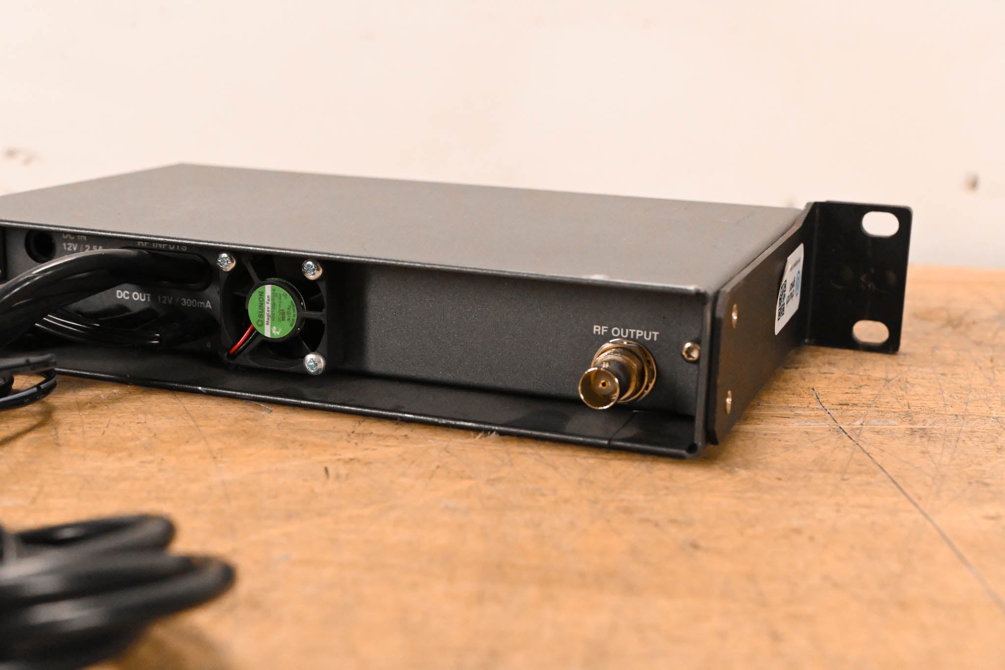 Sennheiser AC2 RF Combiner 500-870 MHz (NO POWER SUPPLY)
