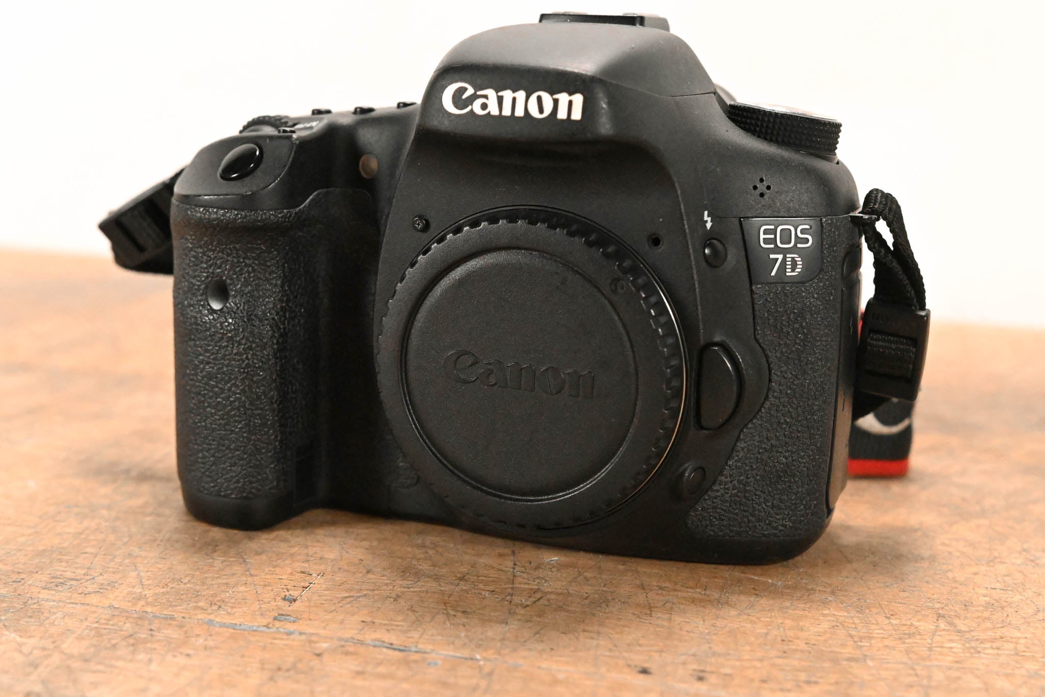 Canon EOS 7D DSLR Camera Body