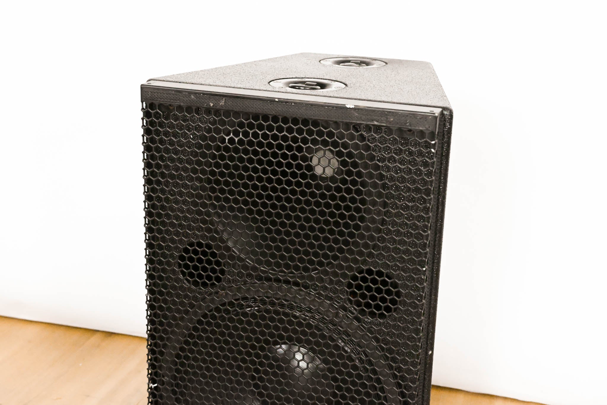Meyer Sound UPA-2P Compact Narrow Coverage Loudspeaker