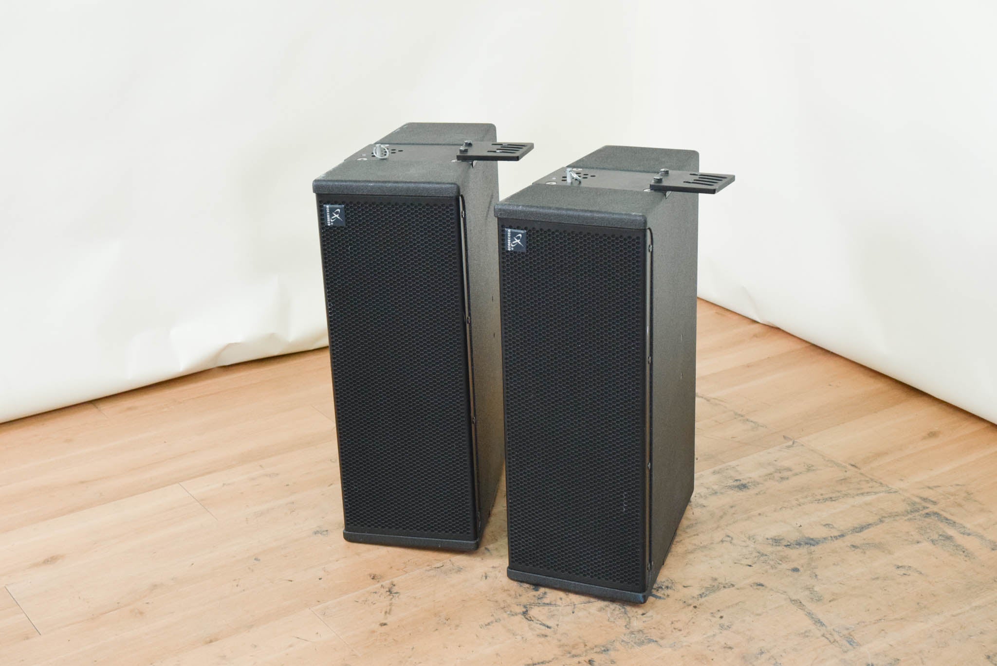 WorxAudio V8i Two-Way Line Array Loudspeaker (PAIR)