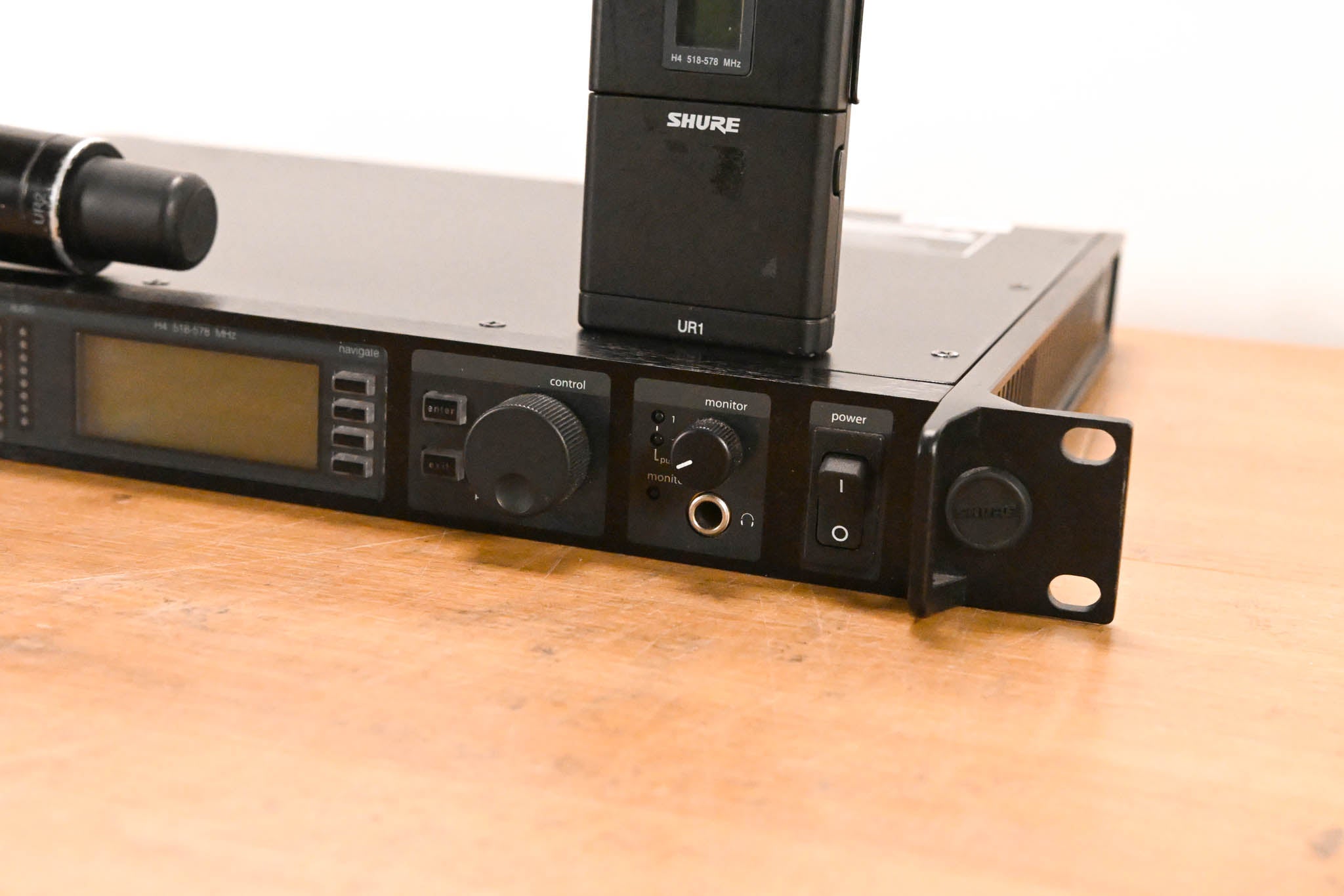 Shure UR4D+ Wireless Receiver w/UR1 Bodypack & UR2/BETA58A Mic - H4 Band