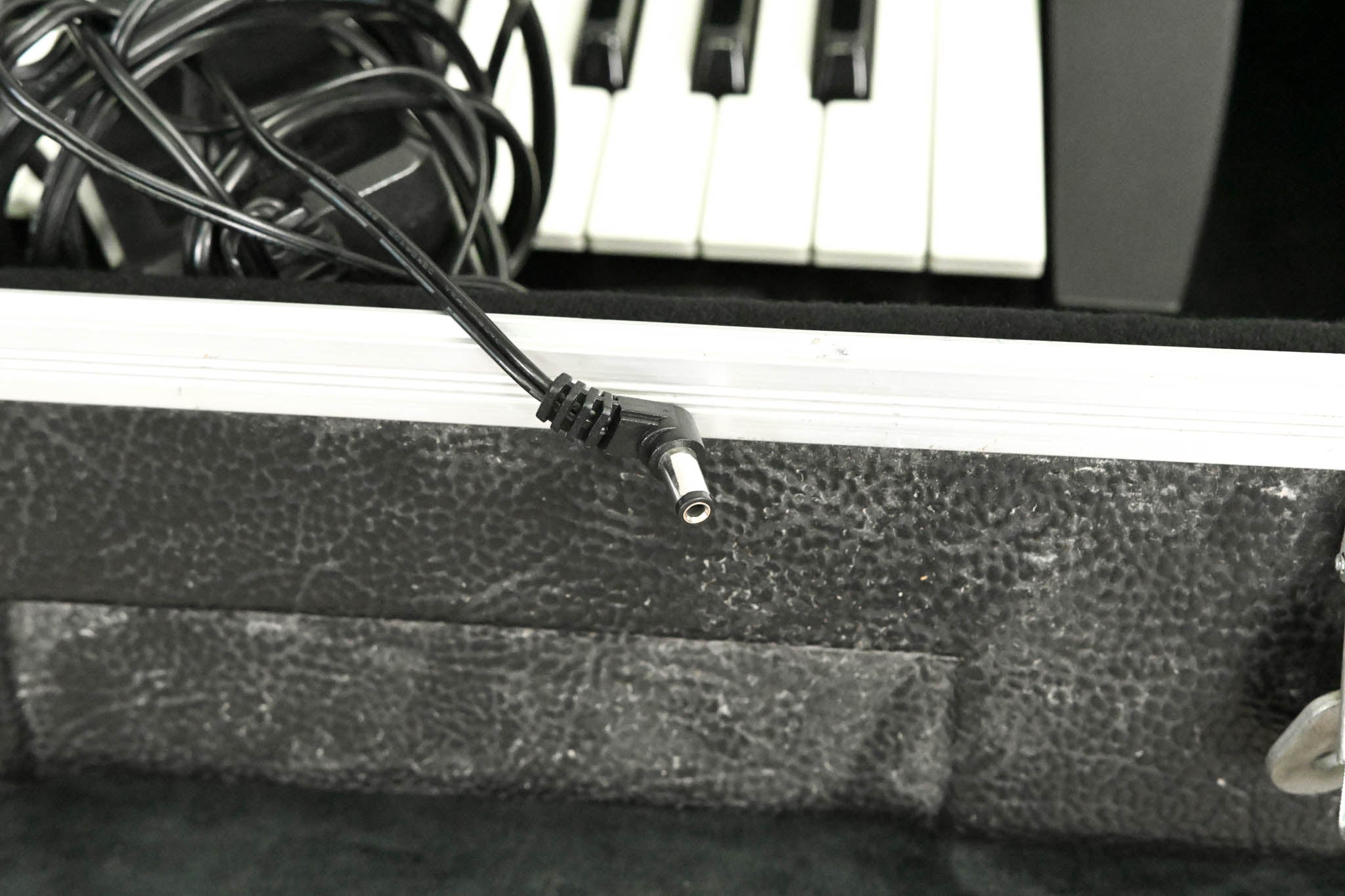 Kurzweil KME61 Micro Ensemble 61-Key Synth Action Keyboard with Case