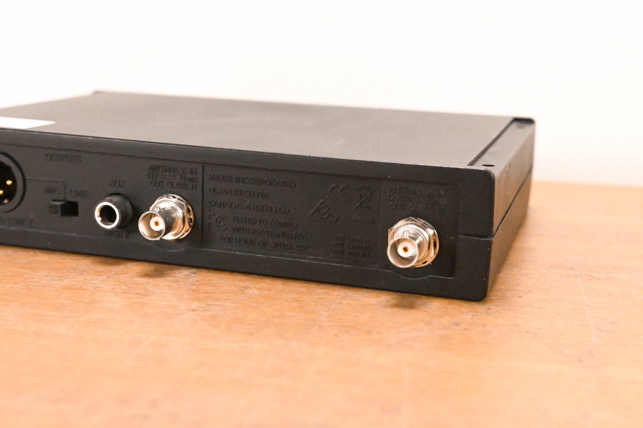 Shure ULXS24/58 Handheld Wireless System - J1 Band (NO POWER SUPPLY)
