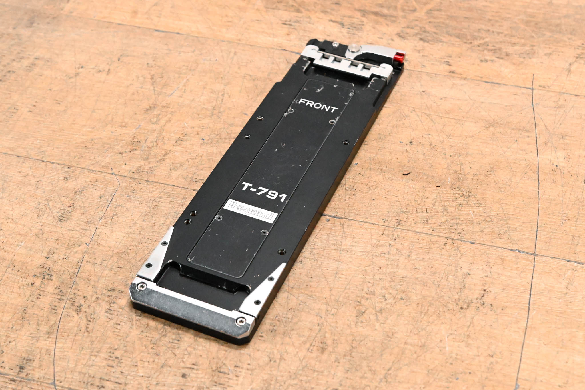 Ikegami T-791 Tripod Mounting Plate