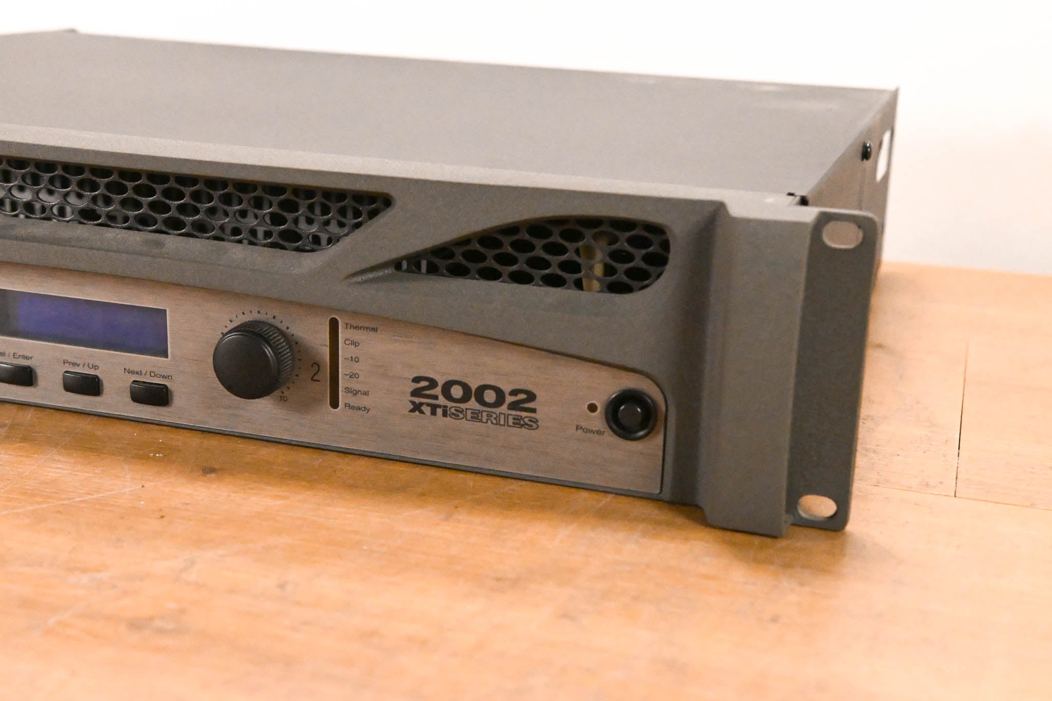 Crown XTi 2002 2-Channel Power Amplifier