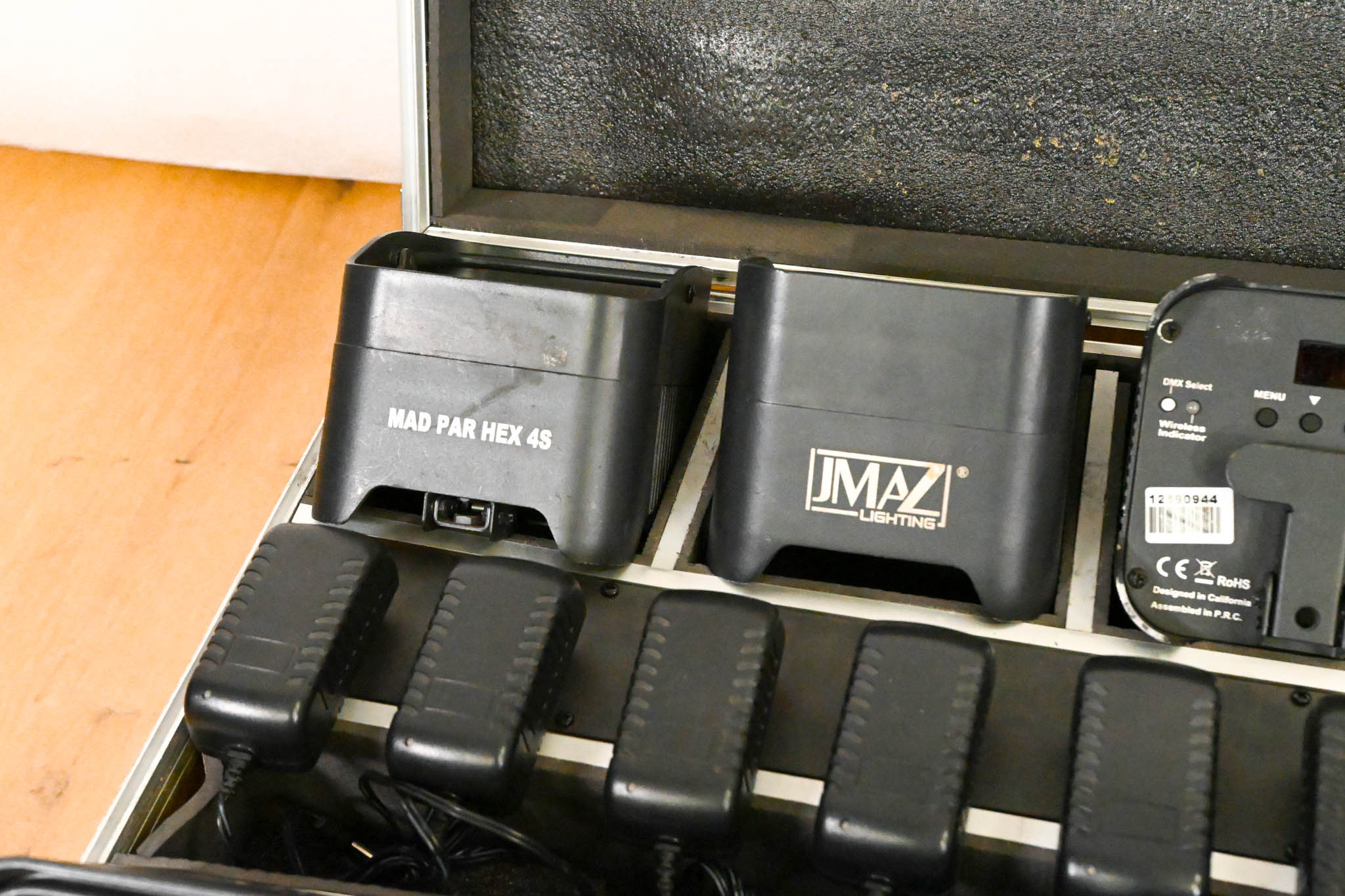 JMAZ Lighting MAD PAR HEX 4S Battery LED Uplight Kit w/ Charging Case