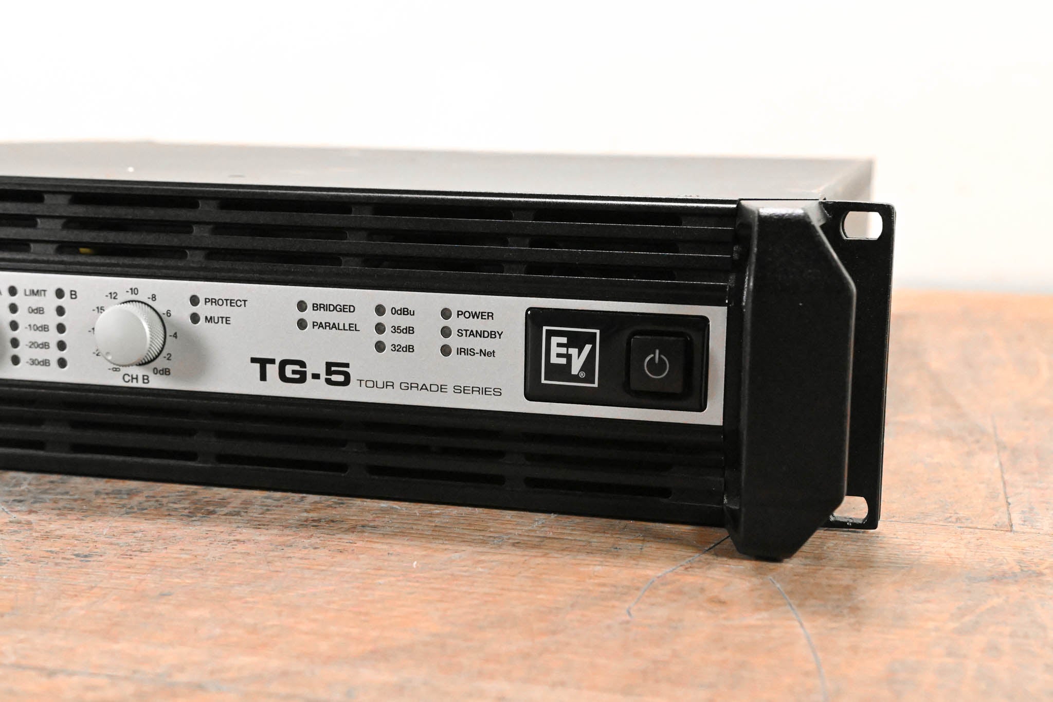 Electro-Voice (EV) TG-5 120V 2-Channel Tour Grade Power Amplifier