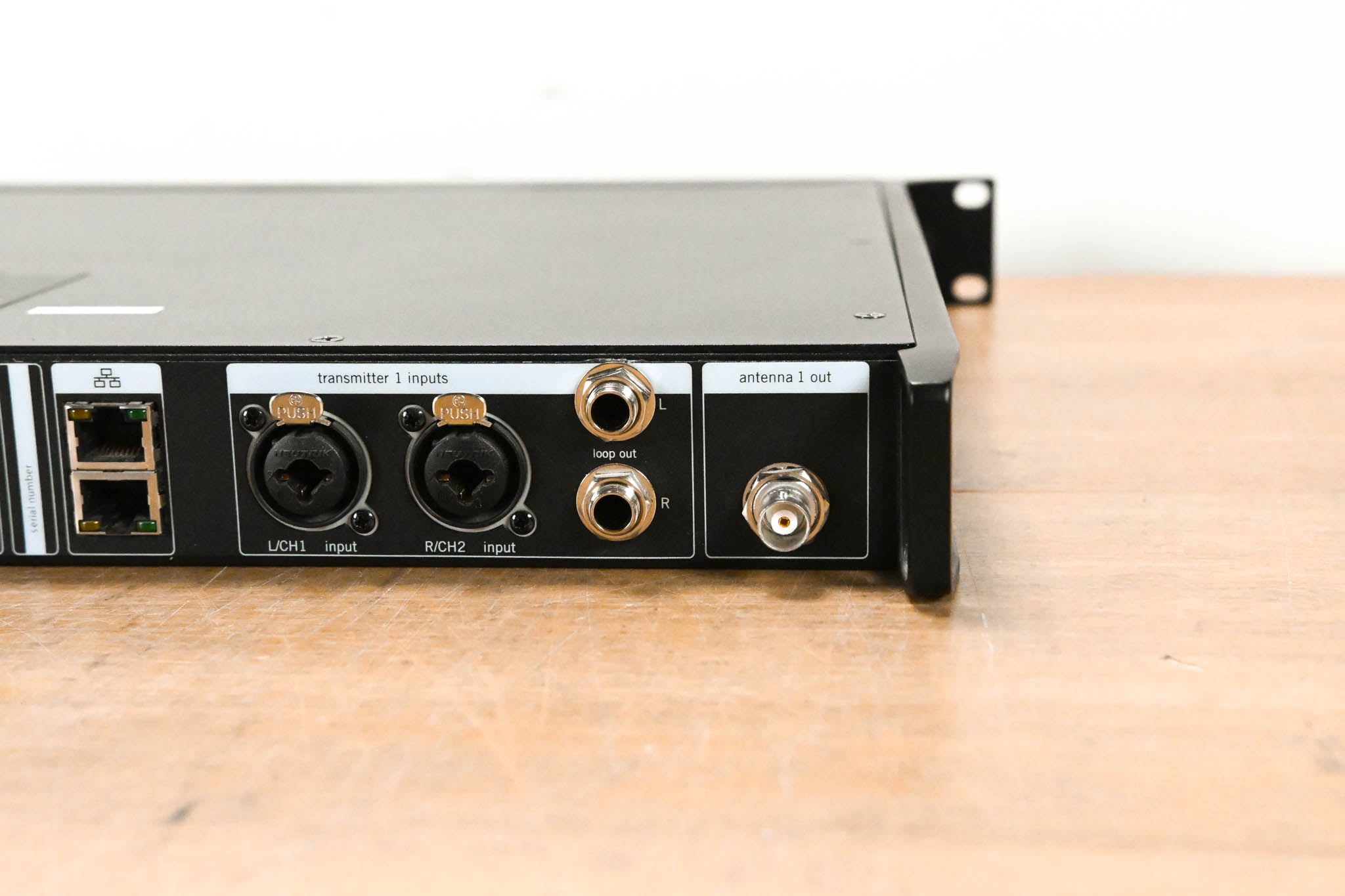 Shure PSM 1000 In-Ear Personal Monitoring System - G10 Band: 470-542 MHz