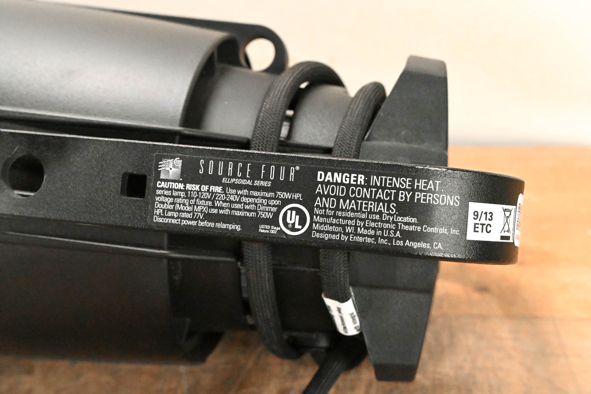 ETC Source Four Zoom 15-30 Degree 750 Ellipsoidal Light