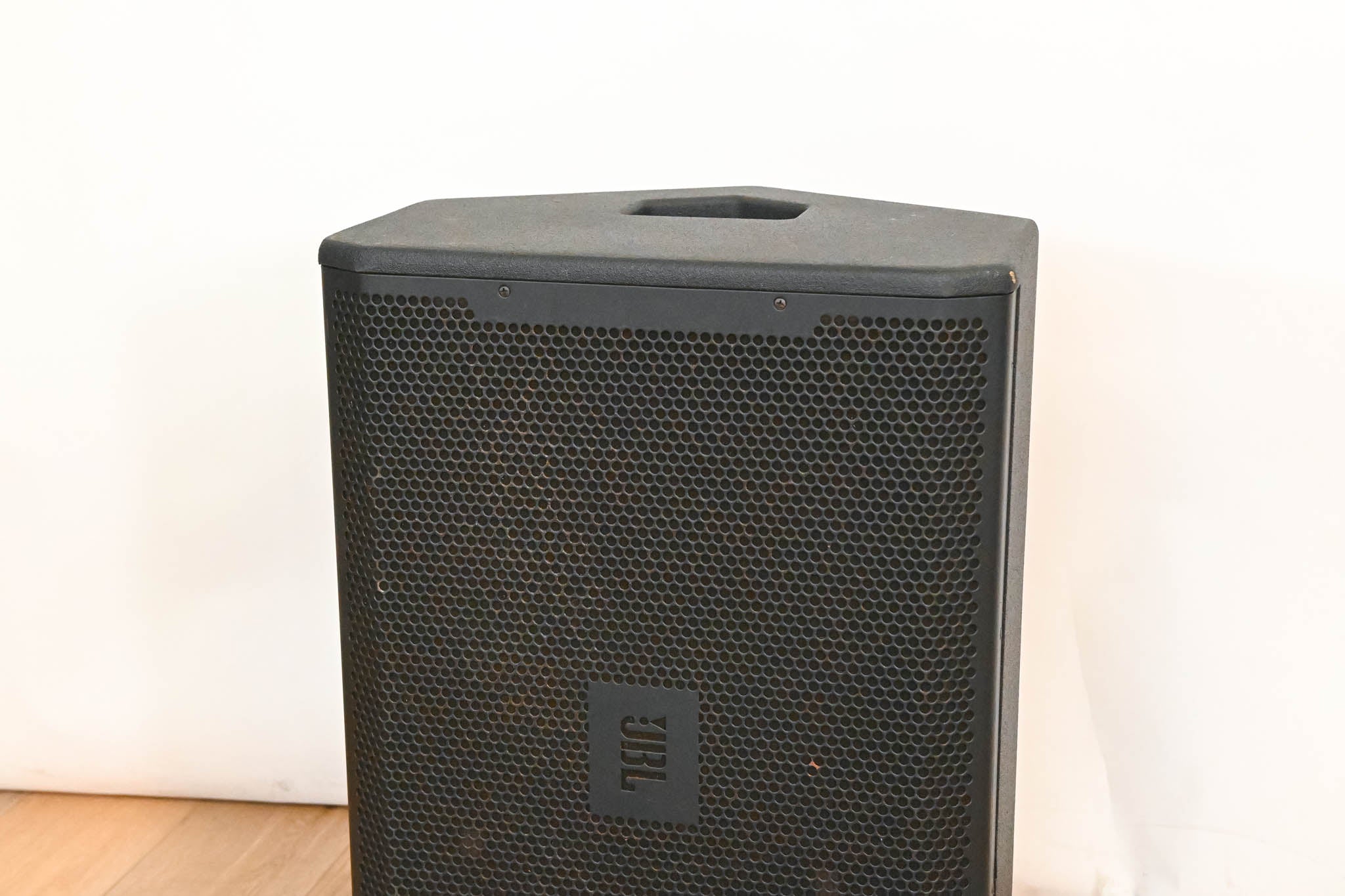 JBL VRX915M 2-Way Passive Monitor