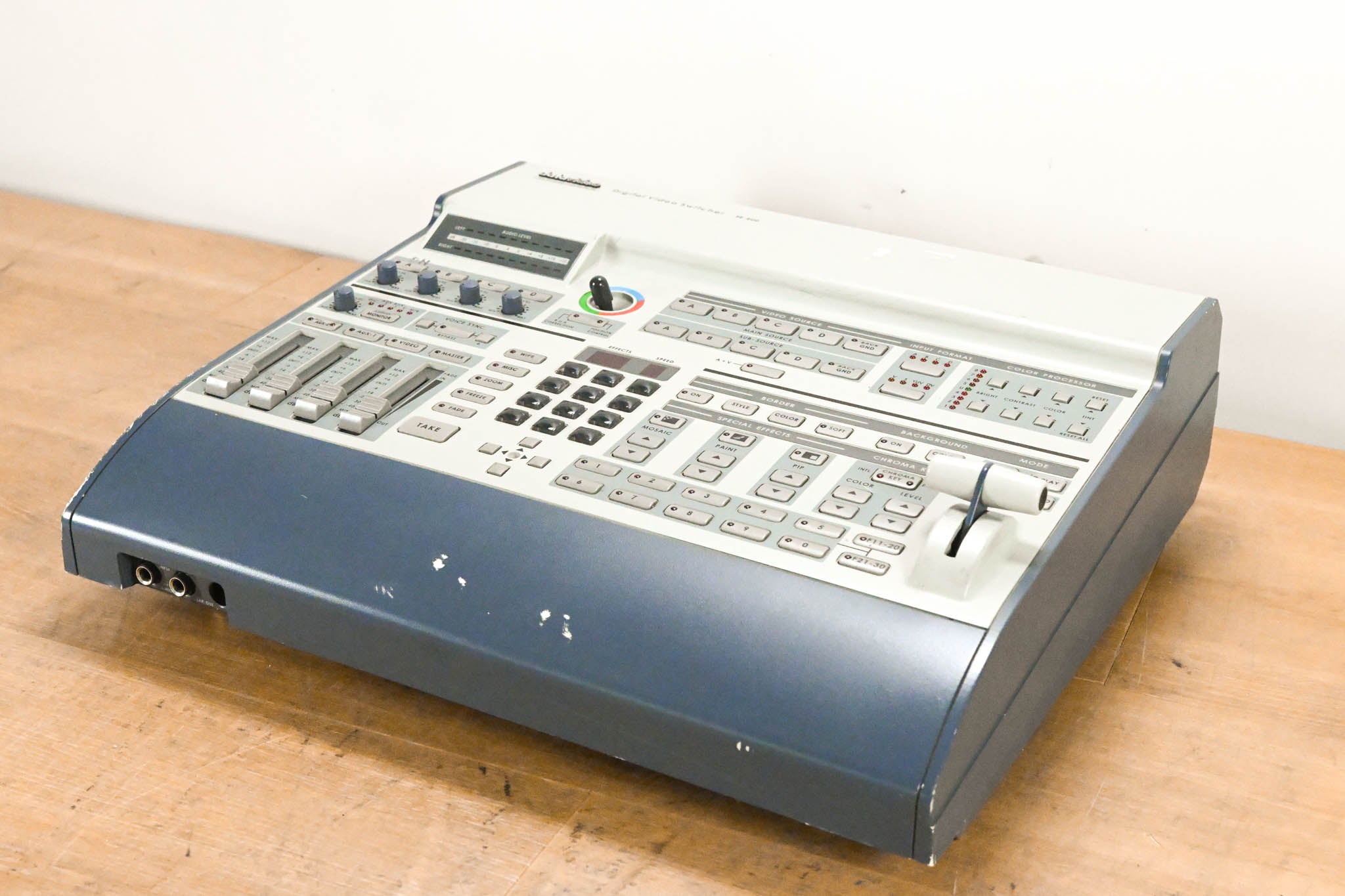 Datavideo SE-800 4-Channel Digital Video Switcher (NO POWER SUPPLY)