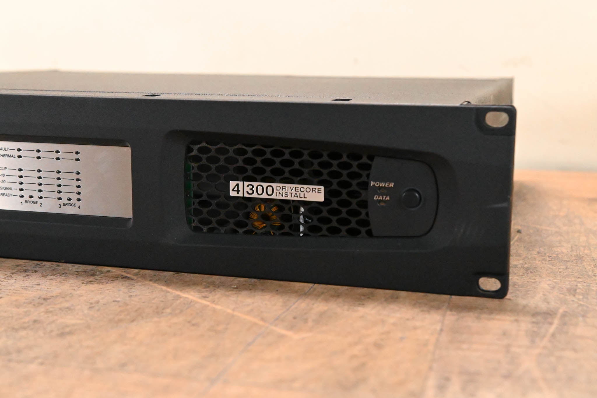 Crown DCi 4|300 Four-Channel, 300W @ 4Ω Analog Power Amplifier, 70V/100V