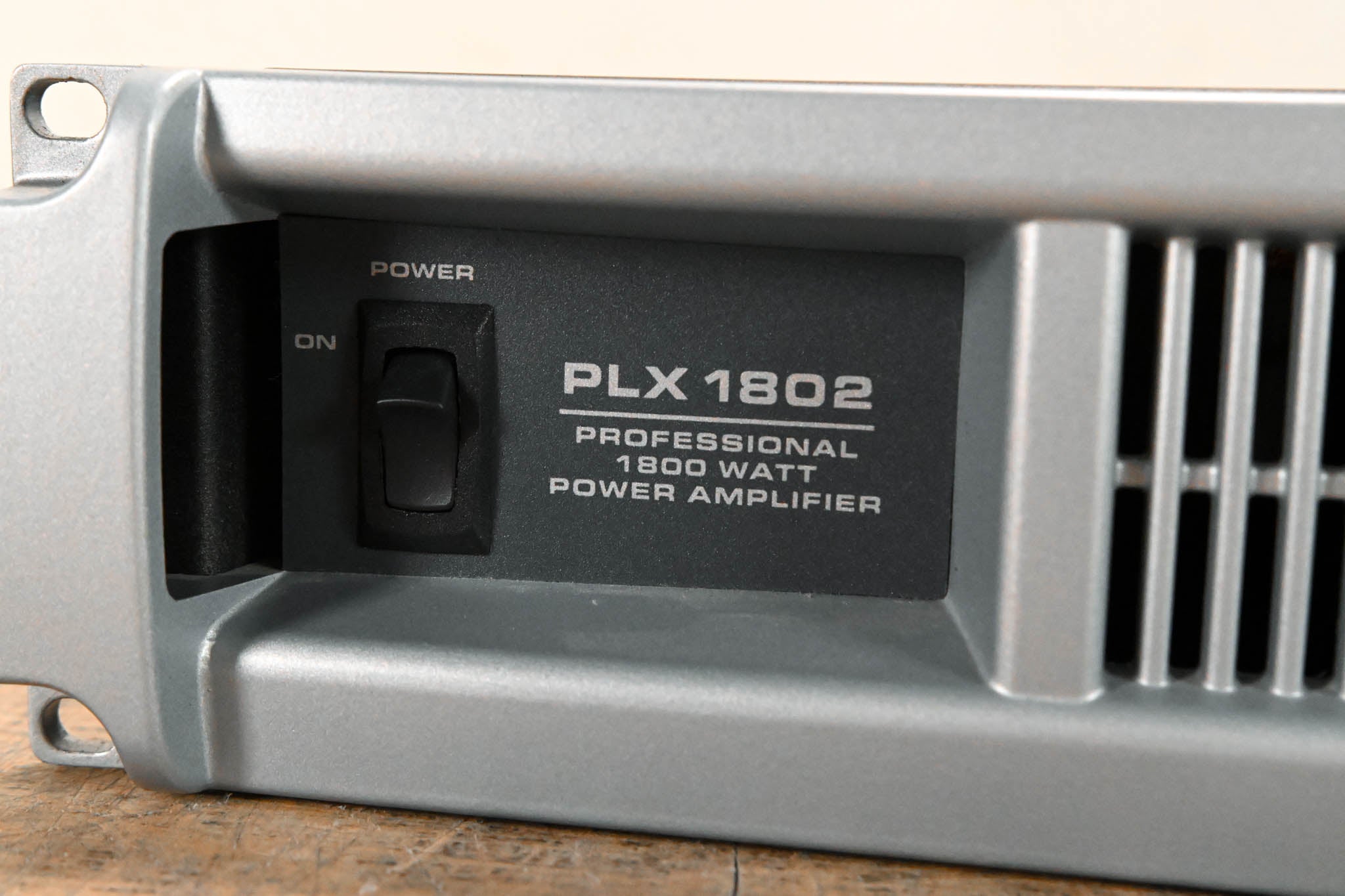 QSC PLX1802 2-Channel Power Amplifier