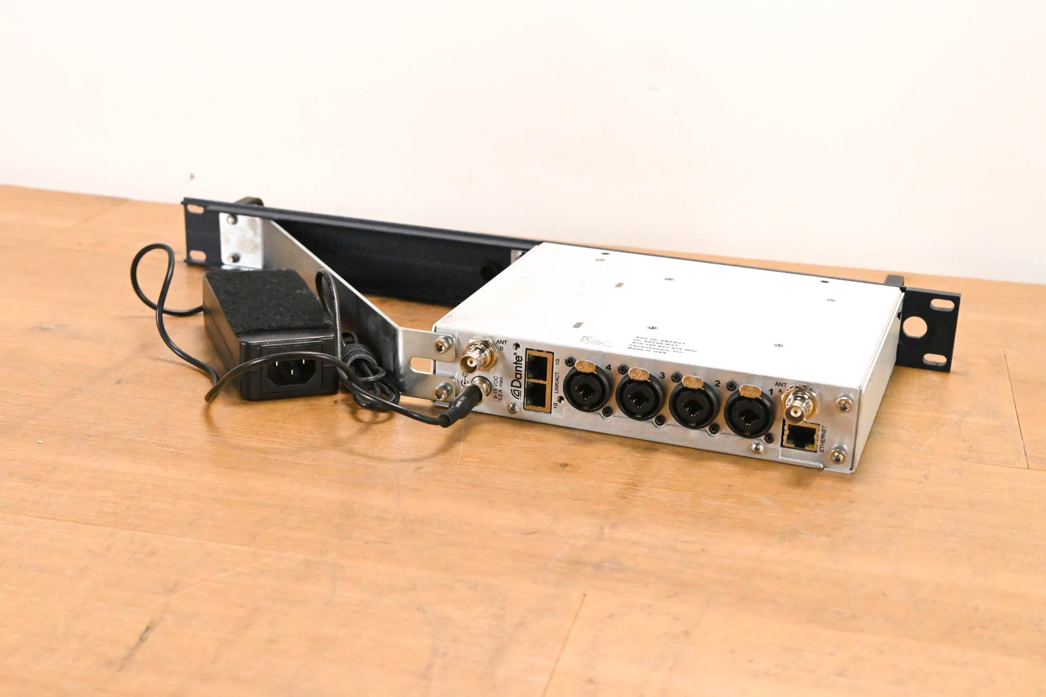 Lectrosonics Duet M2T/M2Ra IEM/IFB System - 470-608 MHz