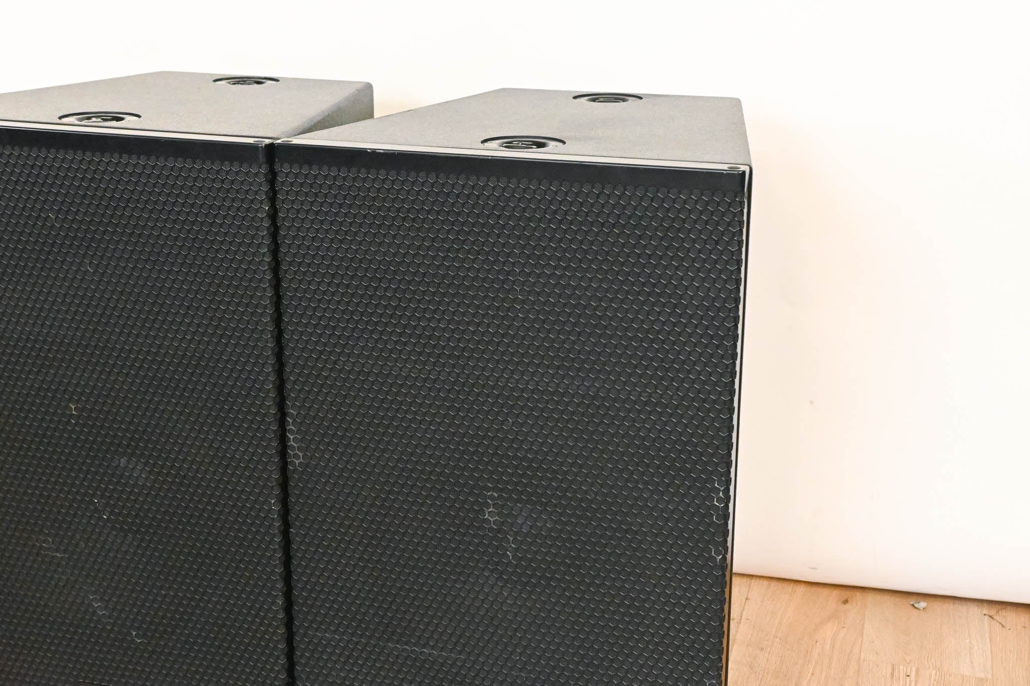 Meyer Sound CQ-2 Active Narrow Coverage Main Loudspeaker (PAIR)