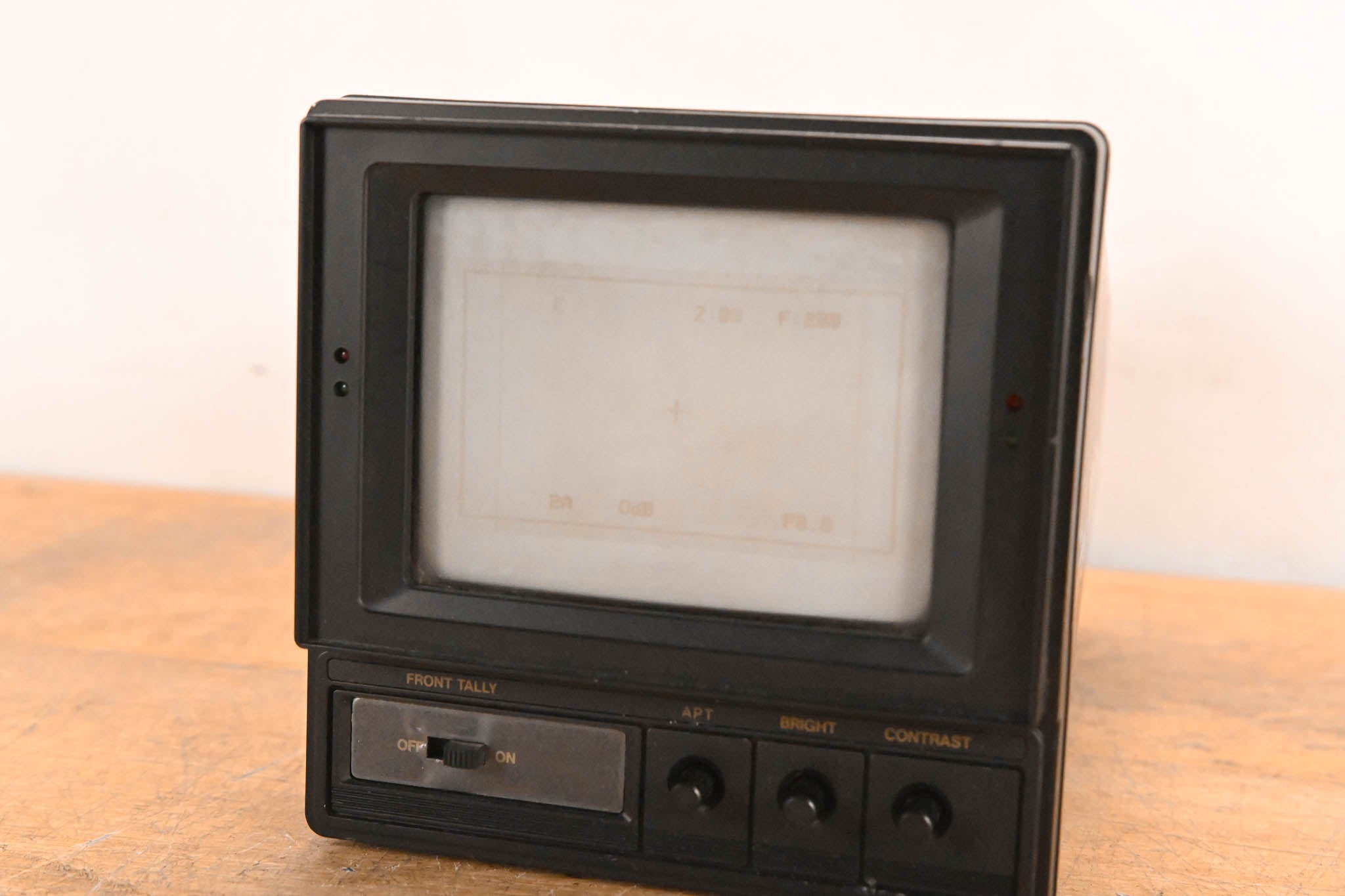 Hitachi VF-HD500 5" Black and White CRT Viewfinder