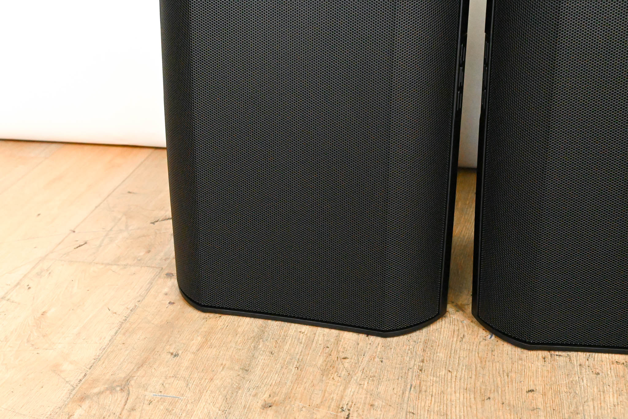 QSC AD-S12 AcousticDesign Series 12" 2-Way 300W Loudspeaker (PAIR)
