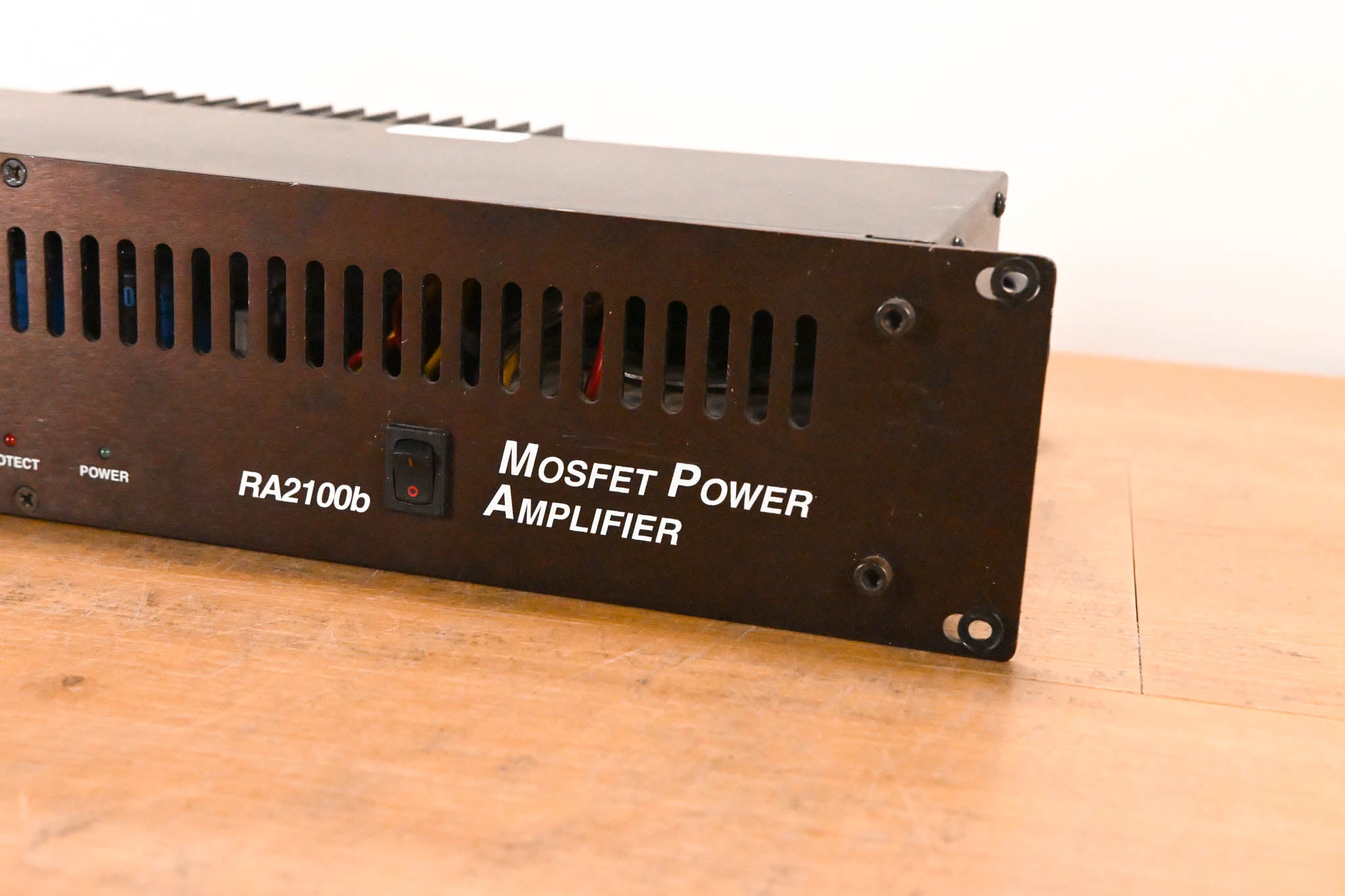 ROLLS RA2100b Two-Channel Power Amplifier