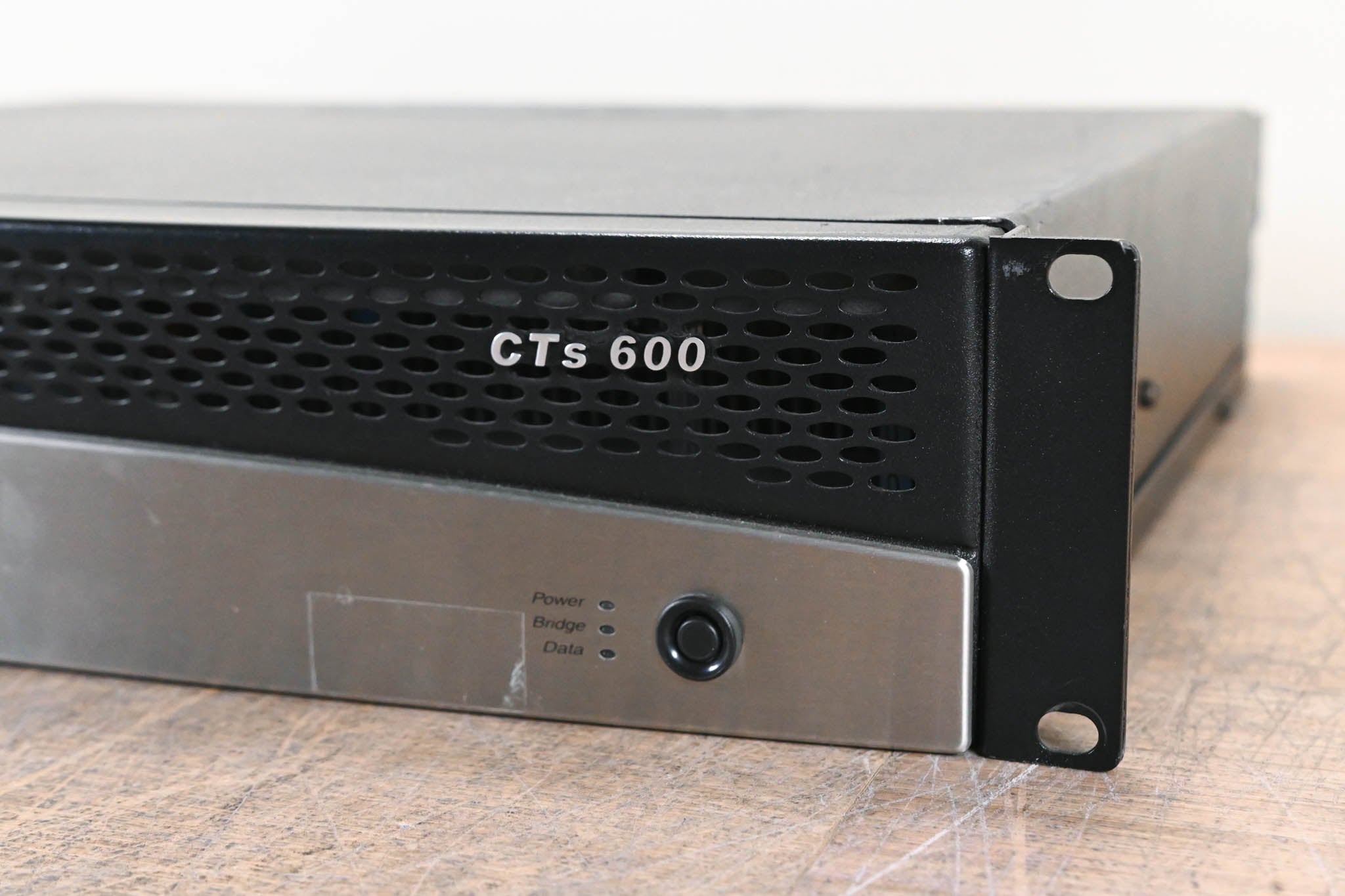 Crown CTs 600 Two-Channel 300W Power Amplifier