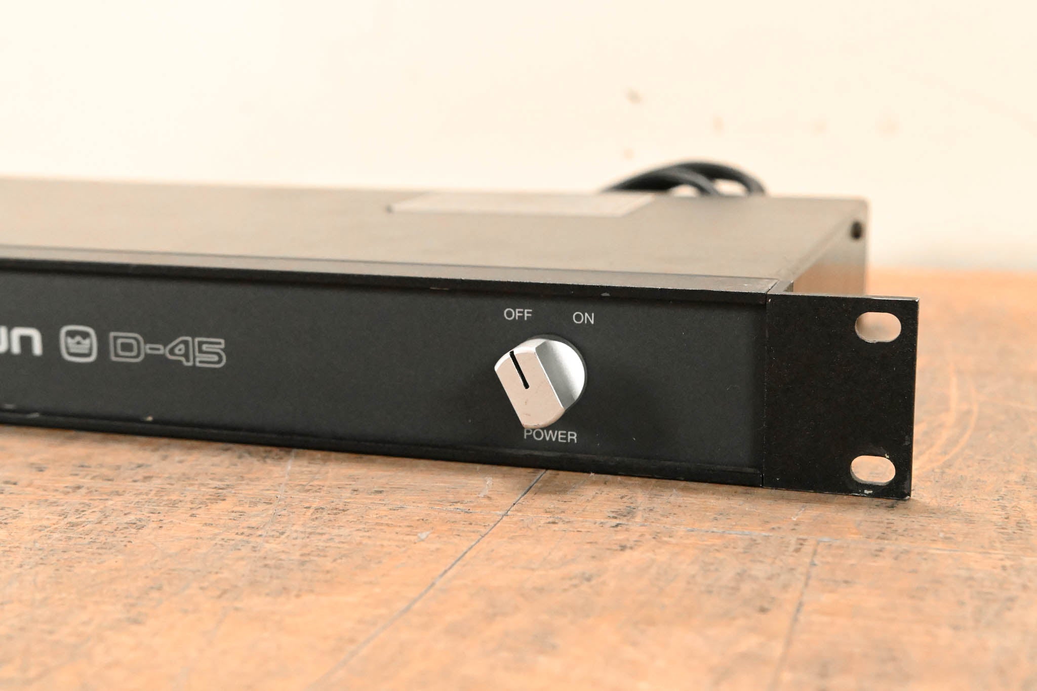 Crown D-45 Two-Channel, 35W Power Amplifier