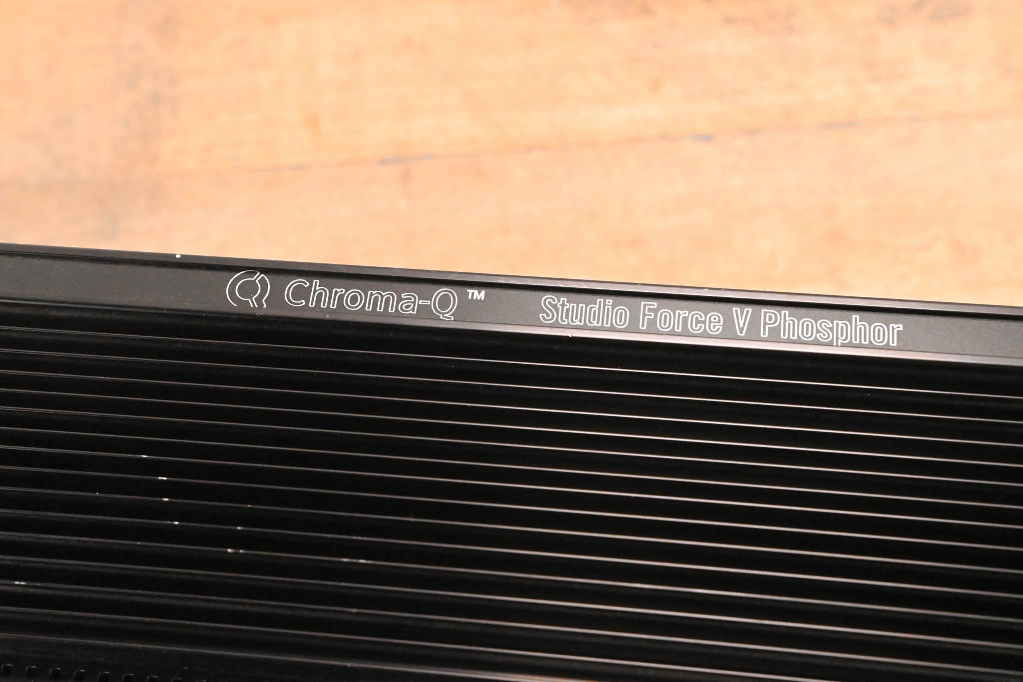 Chroma-Q Studio Force V 12 Phosphor Variable White LED Fixture