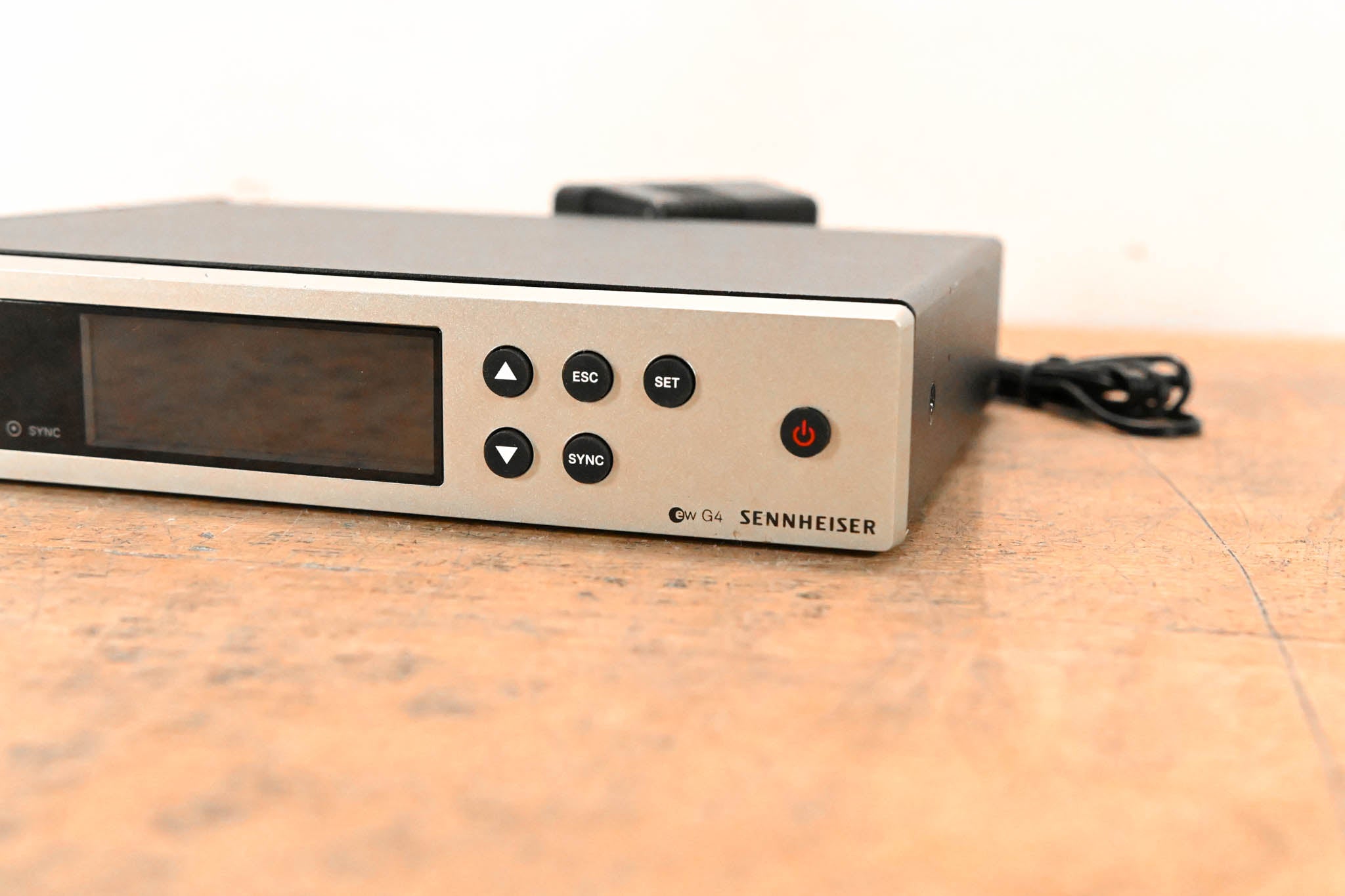 Sennheiser EM 100 G4 Wireless Receiver - A1 Range: 470-516 MHz