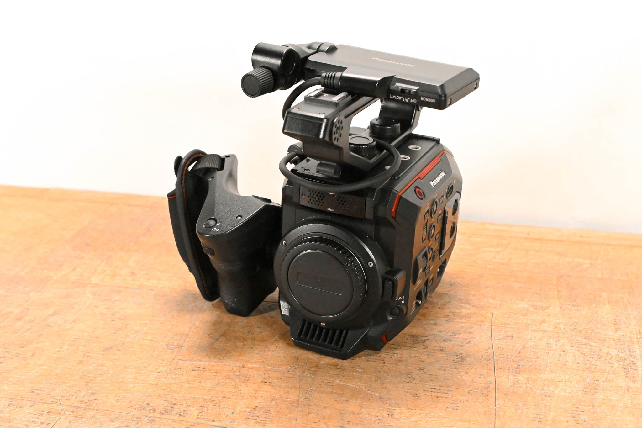 Panasonic AU-EVA1 Compact 5.7K Super 35mm Cinema Camera