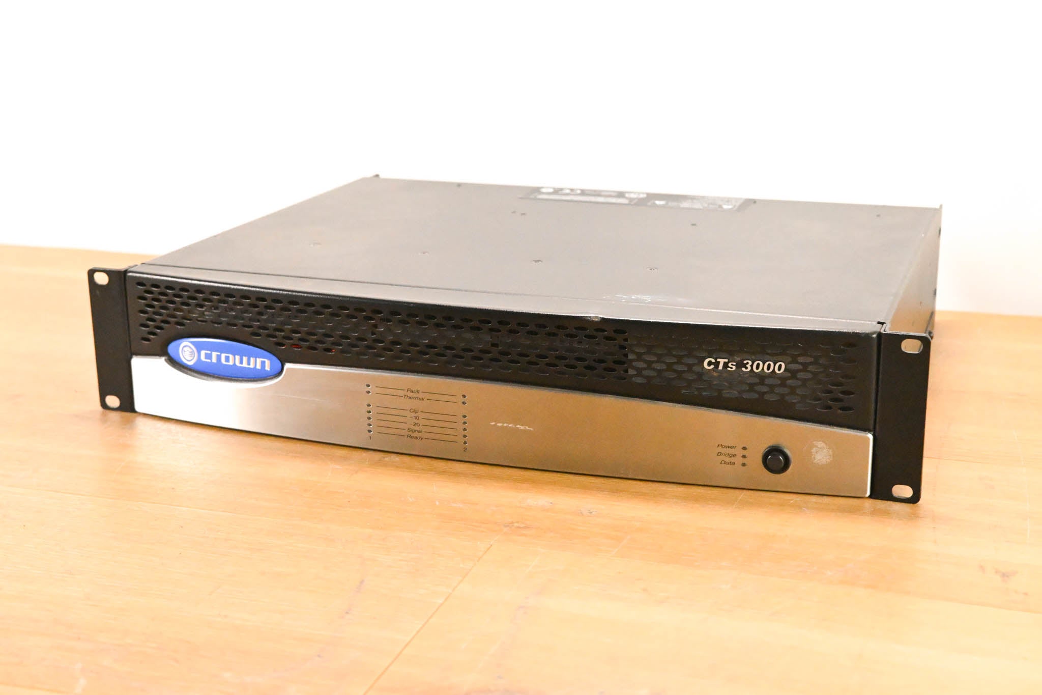 Crown CTs 3000 Two-Channel 1500W Power Amplifier