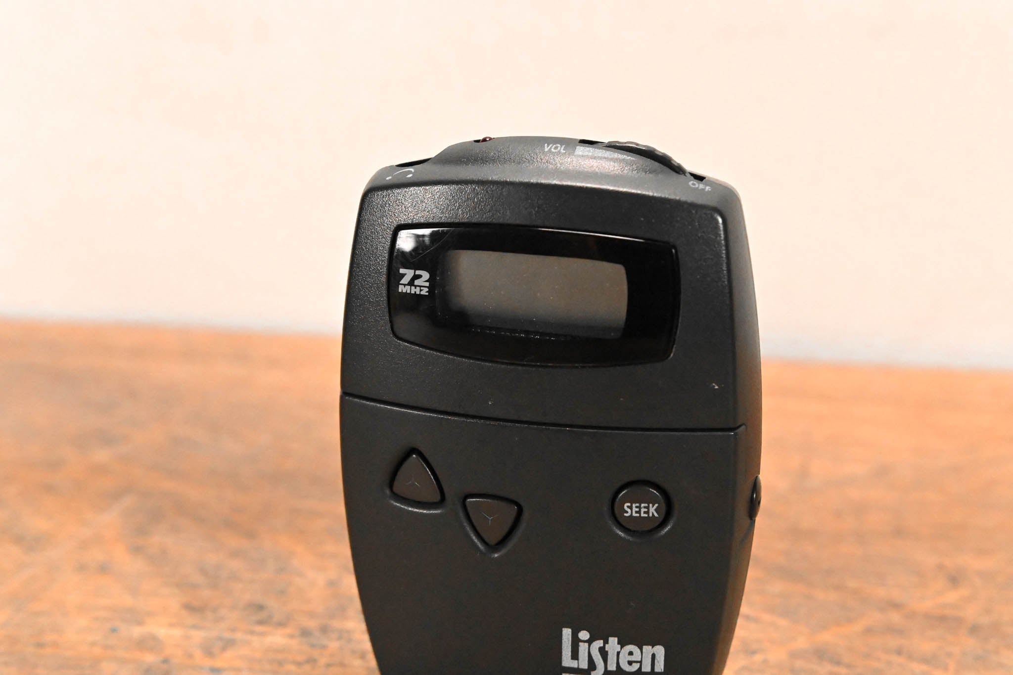 Listen Technologies LR-500-072 Portable Display RF Receiver (72 MHz)