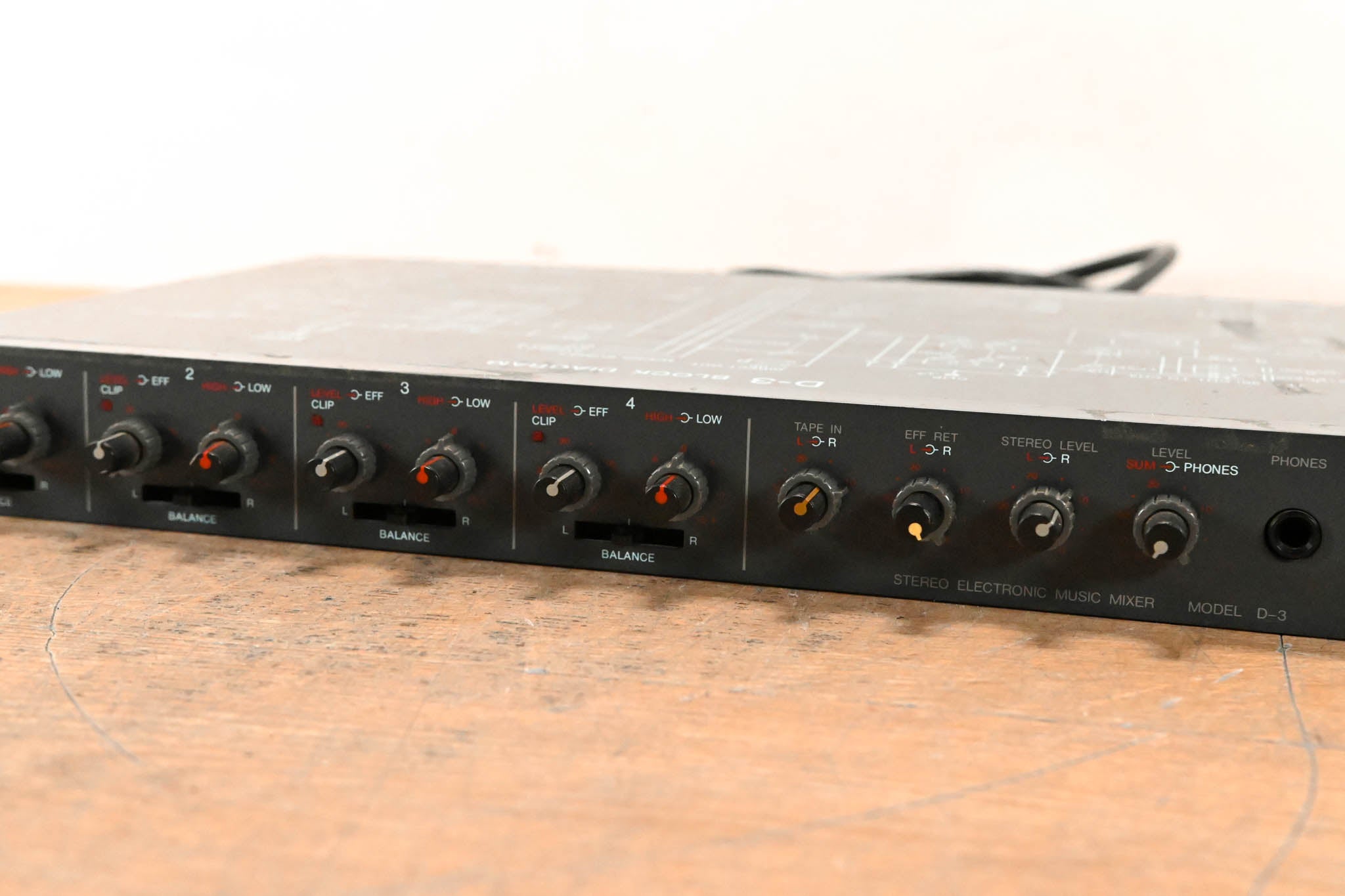 TOA D-3 Stereo Electronic Music Mixer