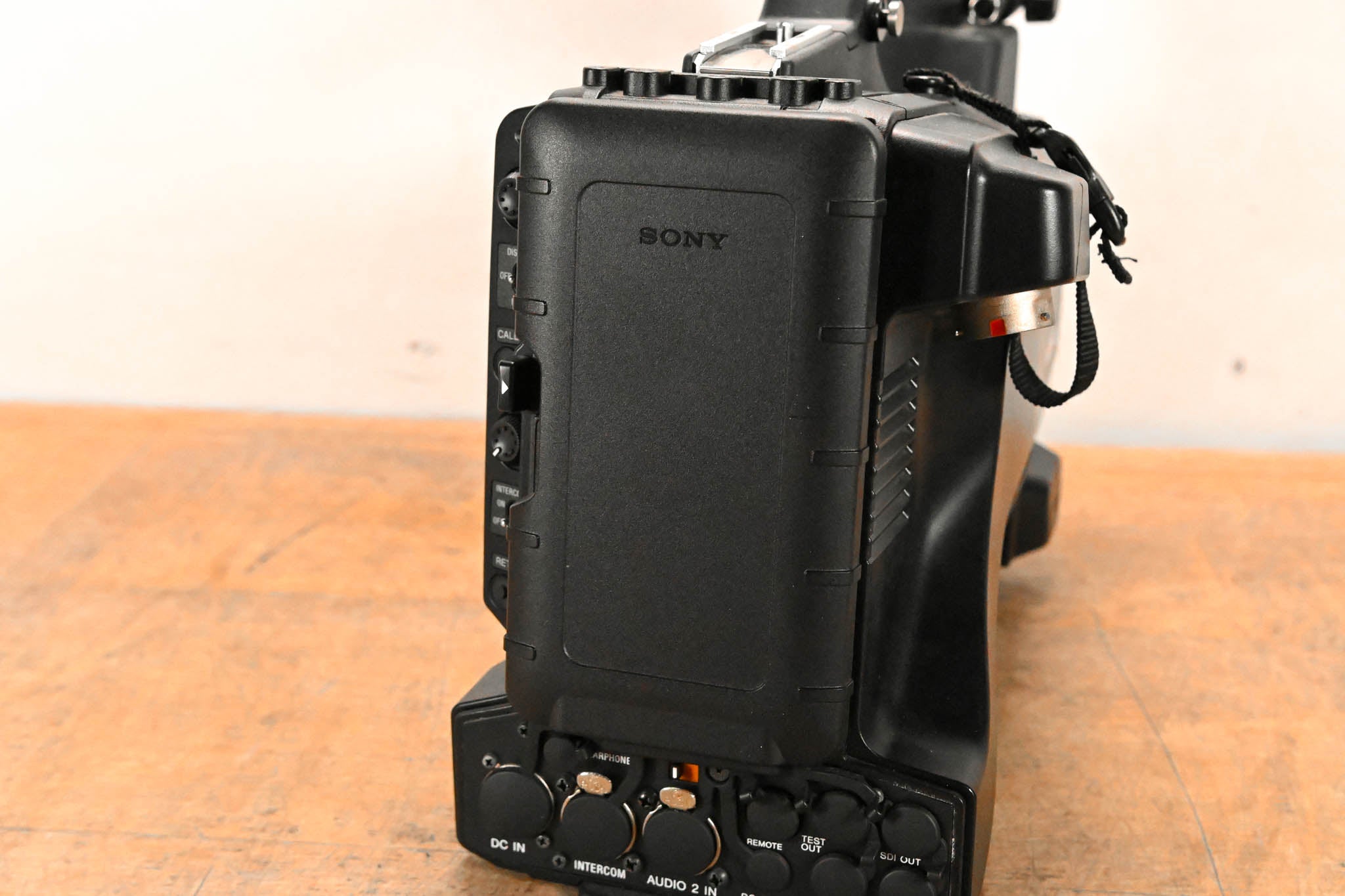 Sony HXC-D70 HD/SD Studio Camera