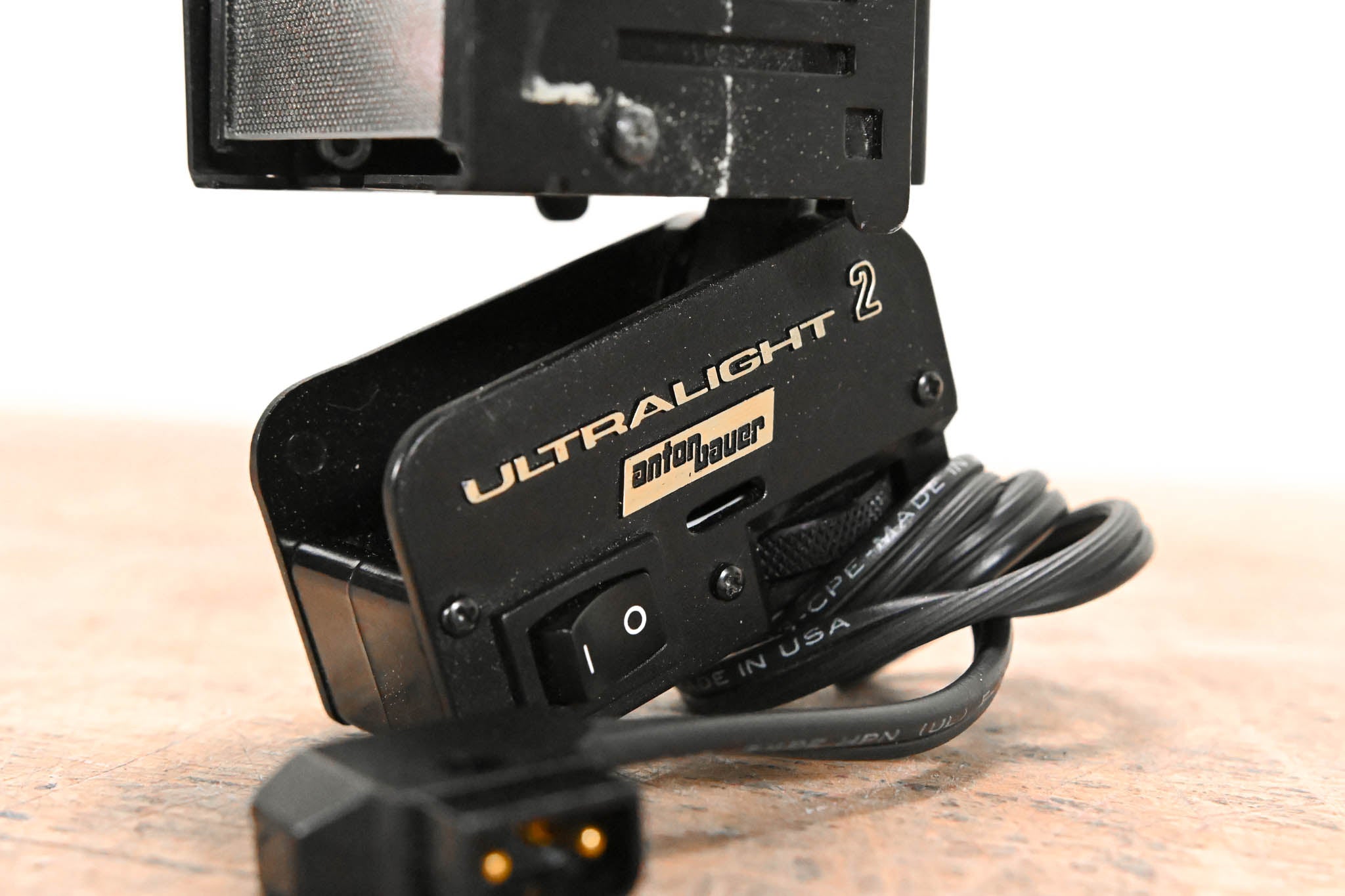 Anton Bauer Ultralight 2 On-Camera Light