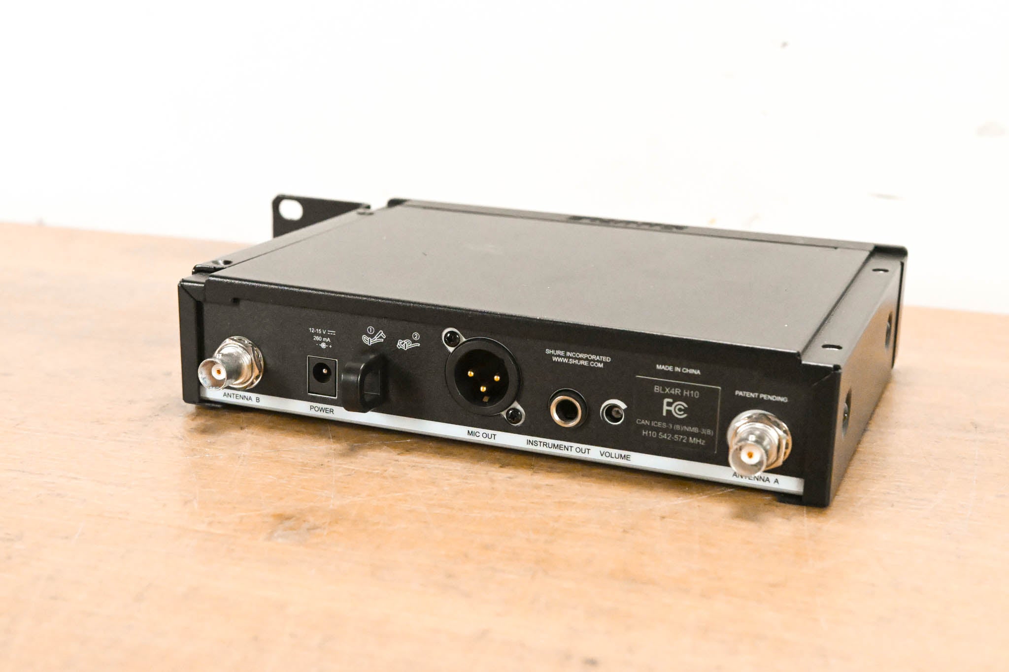 Shure BLX4R Rack-Mountable Wireless Receiver - H10 Band NO POWER SUPPLY