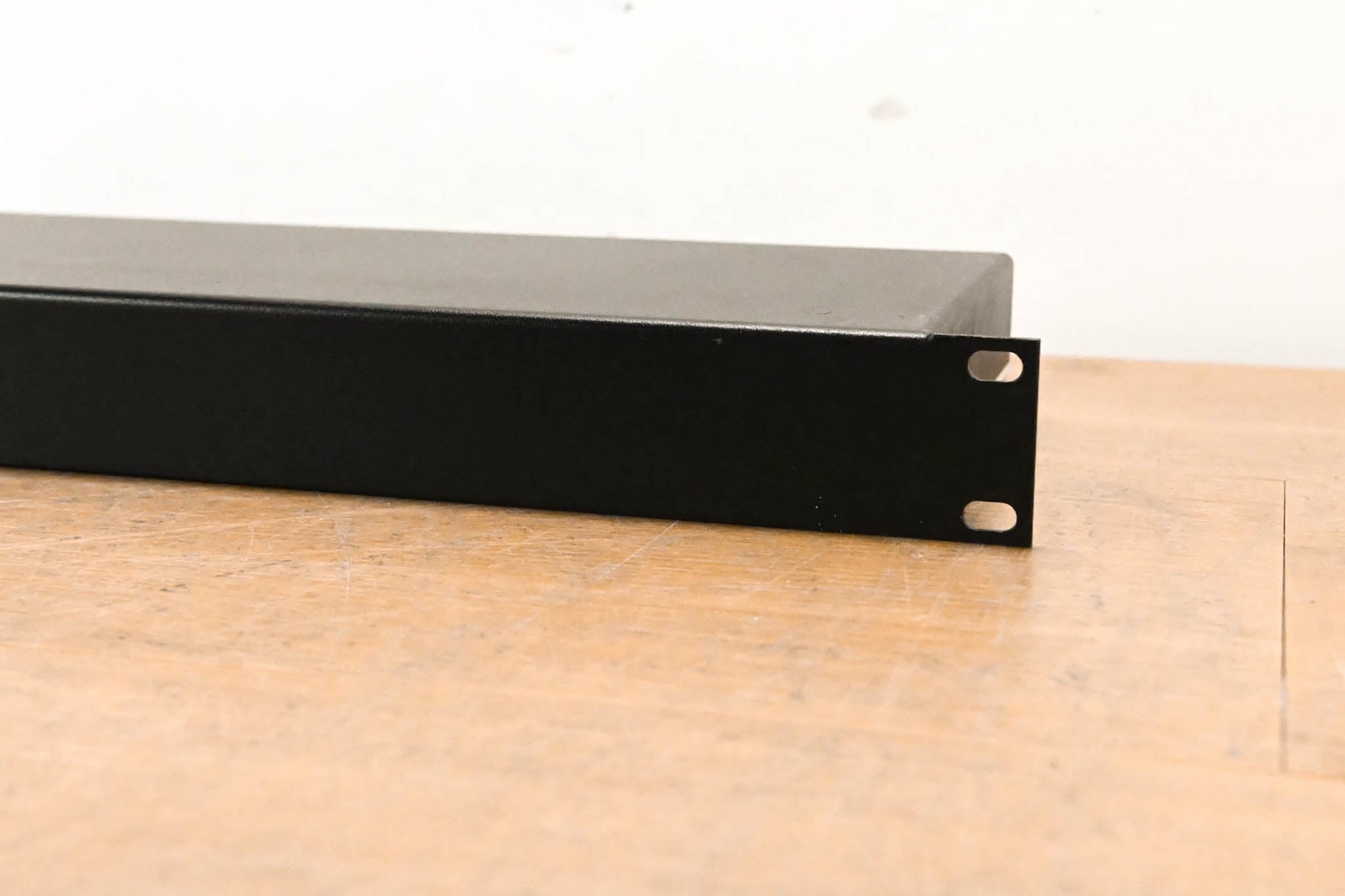 Whirlwind SPC83 8-Channel Mic Splitter w/ 1 Direct & 2 Isolated Outputs