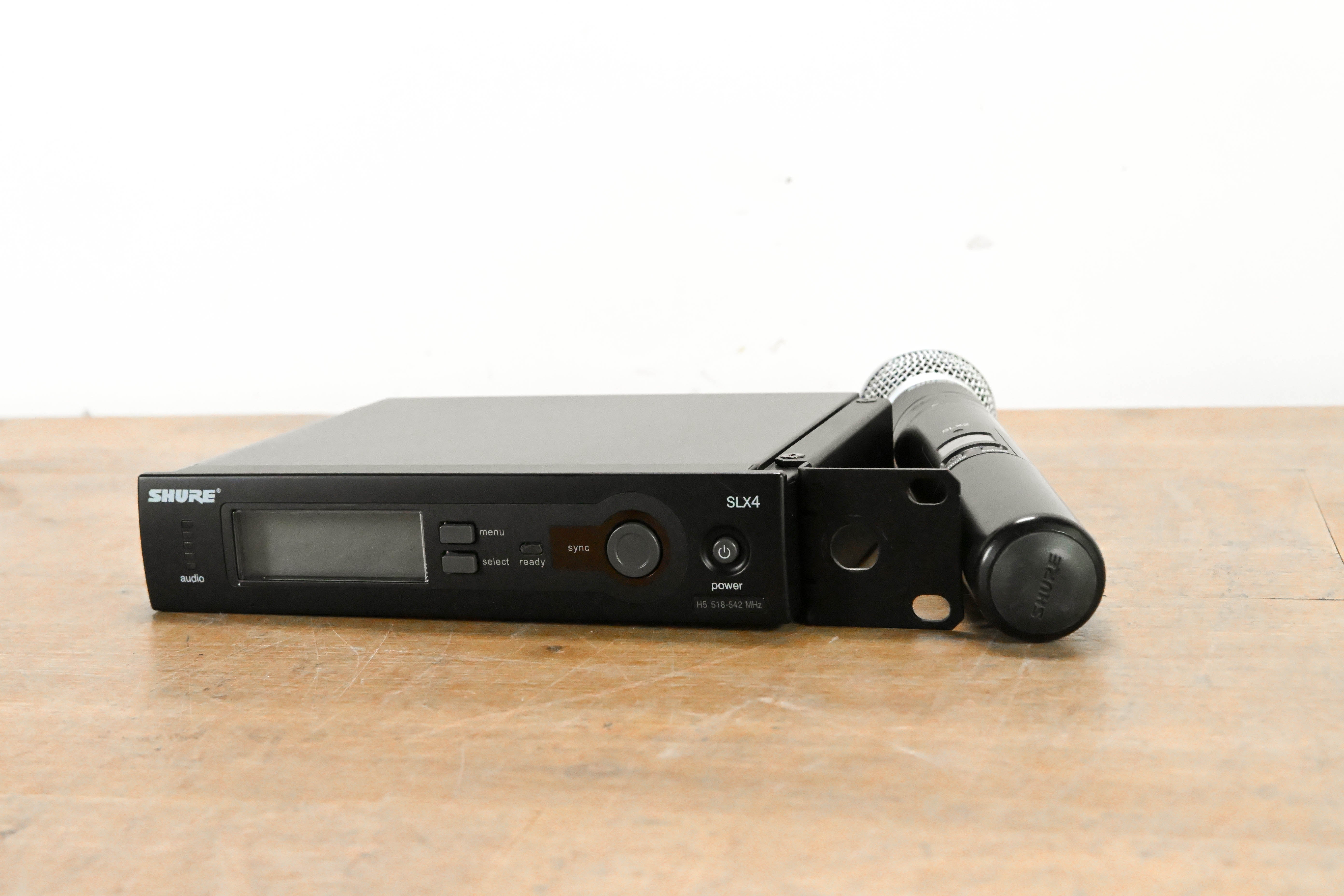 Shure SLX24/SM58 Handheld Wireless System - H5 Band (NO POWER SUPPLY)