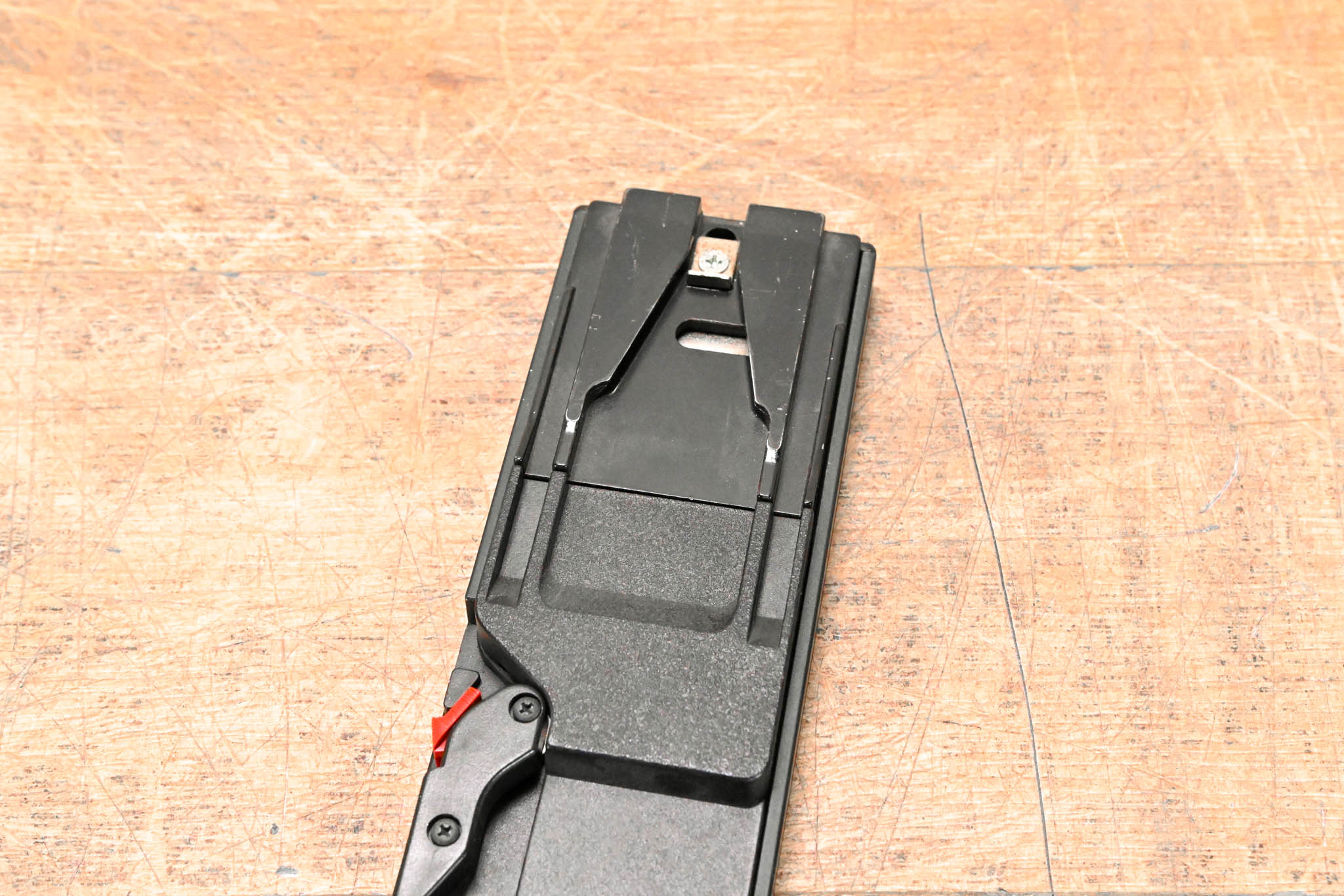 JVC QAL0802 Quick Release Tripod Base