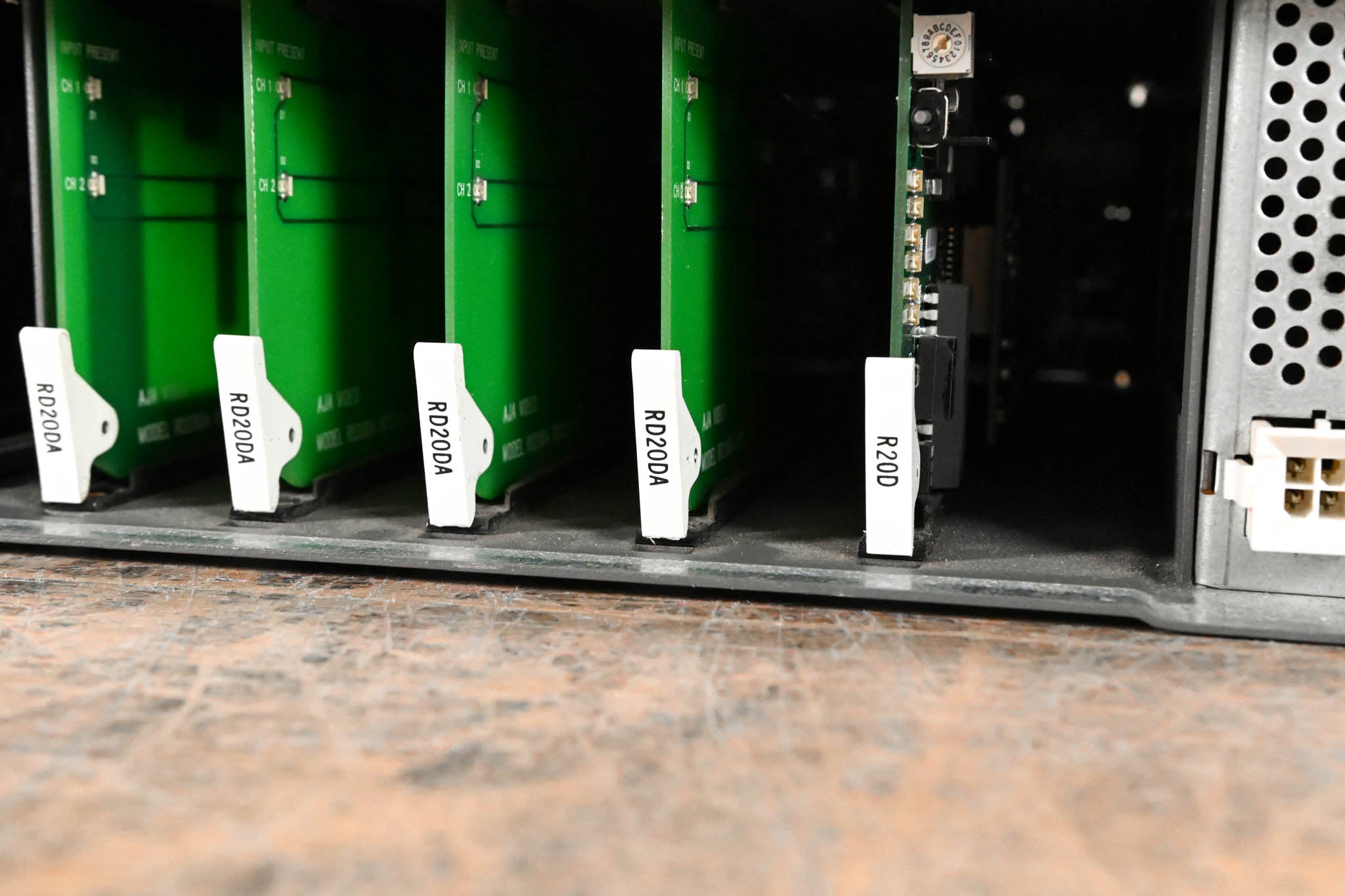 AJA FR2 R-Series 2RU 10-Slot Rackmount Frame with Cards