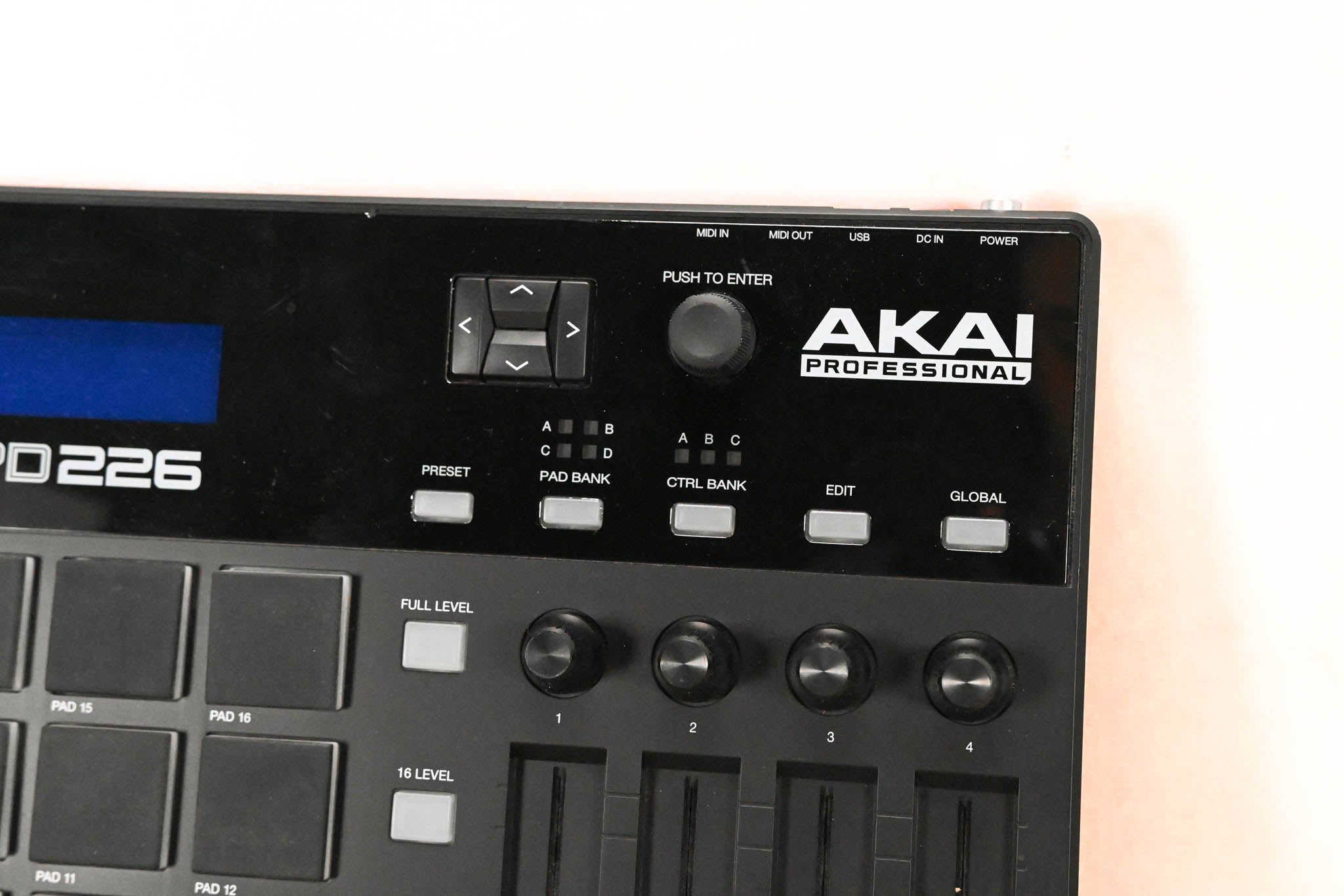 Akai MPD226 Midi Pad Controller (NO POWER SUPPLY)