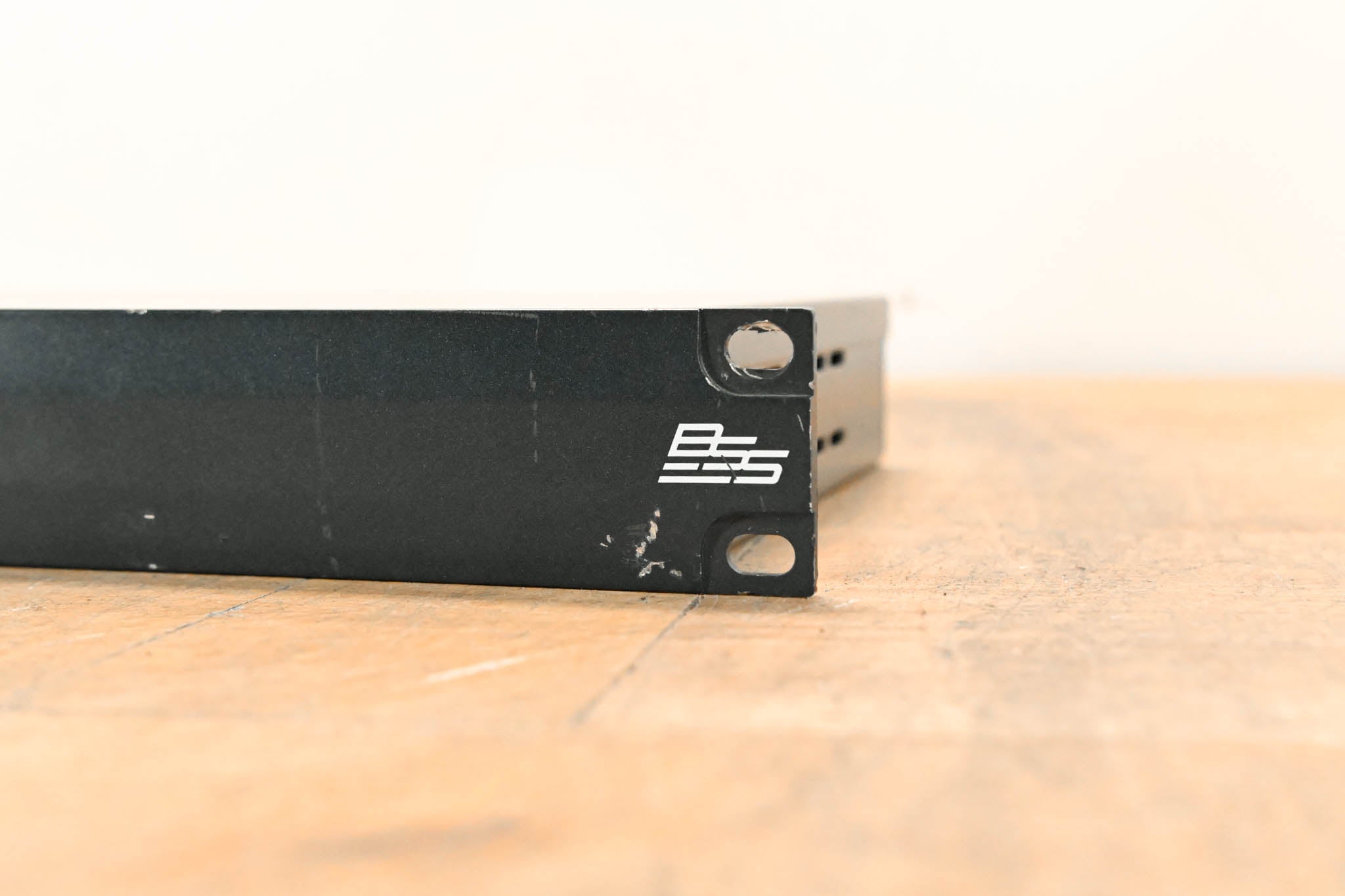 BSS London BLU-BOB2 8-Channel Break-Out Box Output Expander (NO PSU)