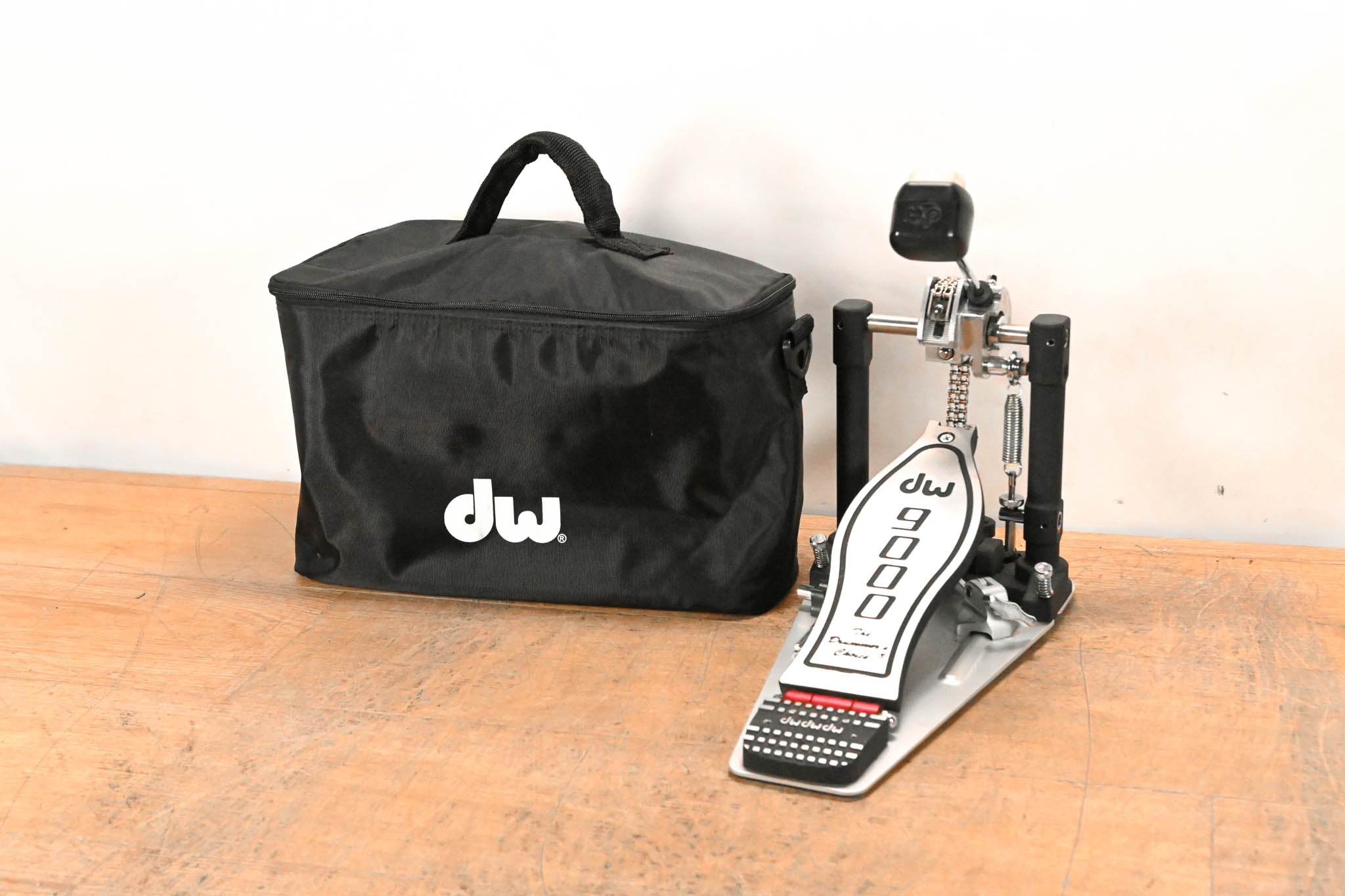 DW 9000 Series Single Bass Drum Pedal w/ Gig Bag