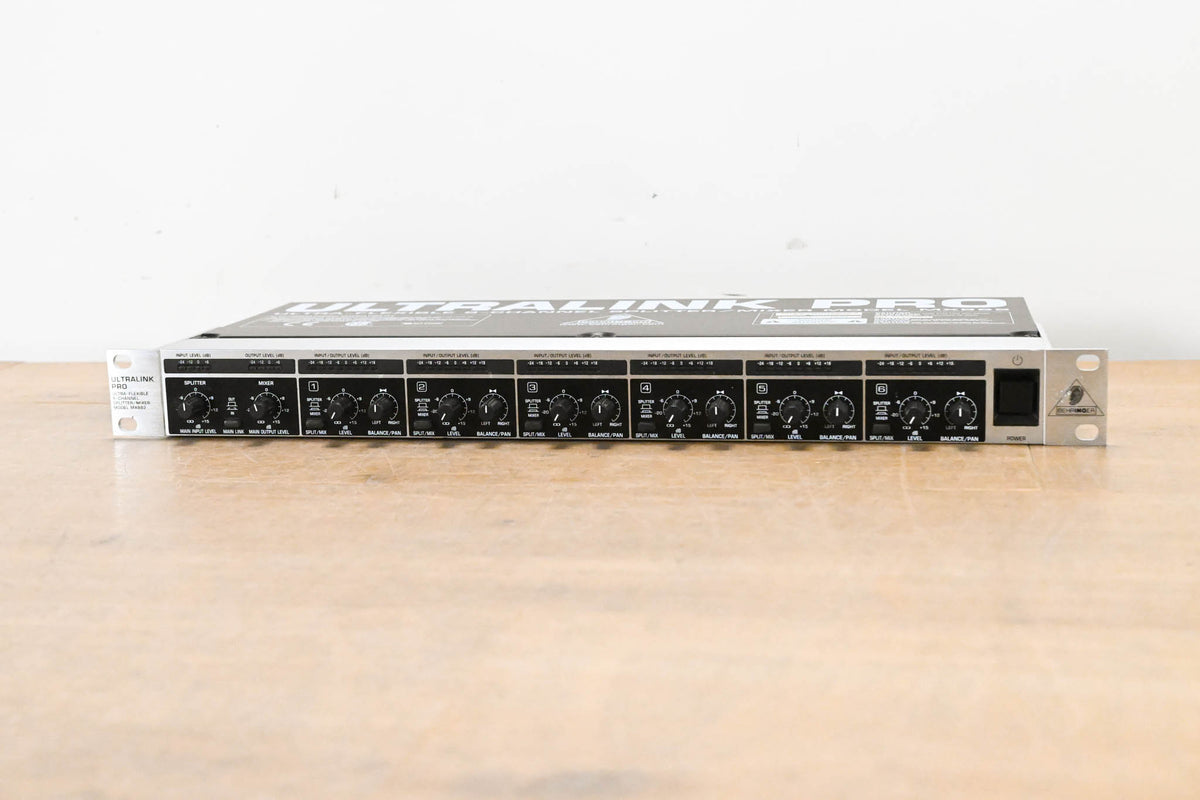 Behringer ULTRALINK PRO MX882 8-Channel Splitter/Mixer