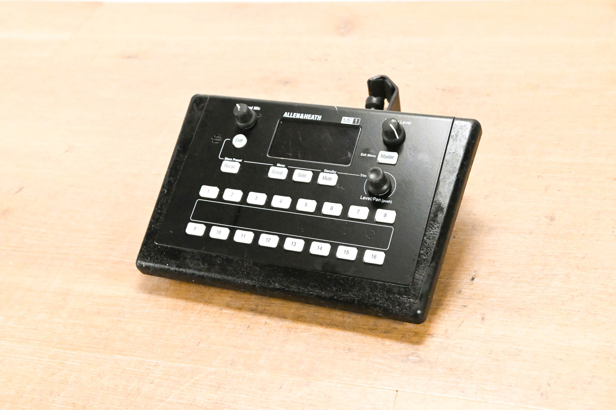 Allen & Heath ME-1 Personal Monitor Mixer