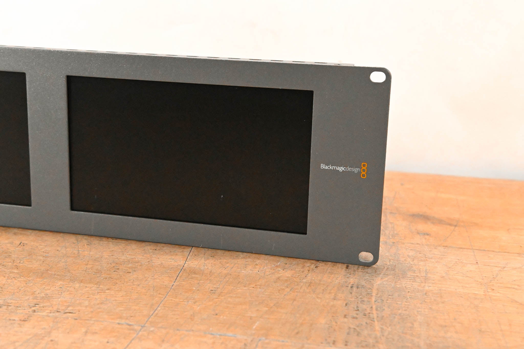 Blackmagic Design SmartScope Duo 4K Dual 6G-SDI Monitors
