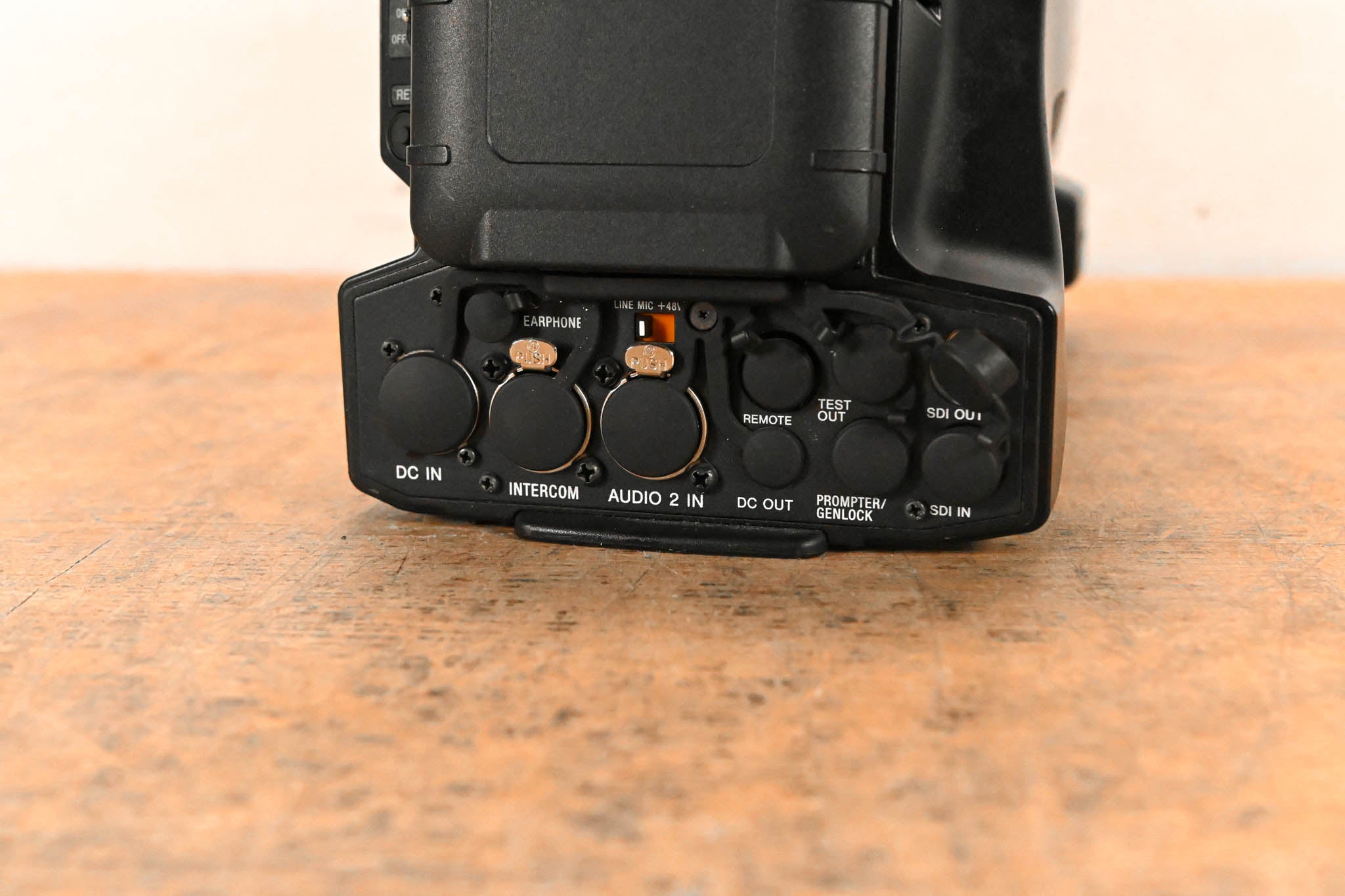 Sony HXC-D70 HD/SD Studio Camera