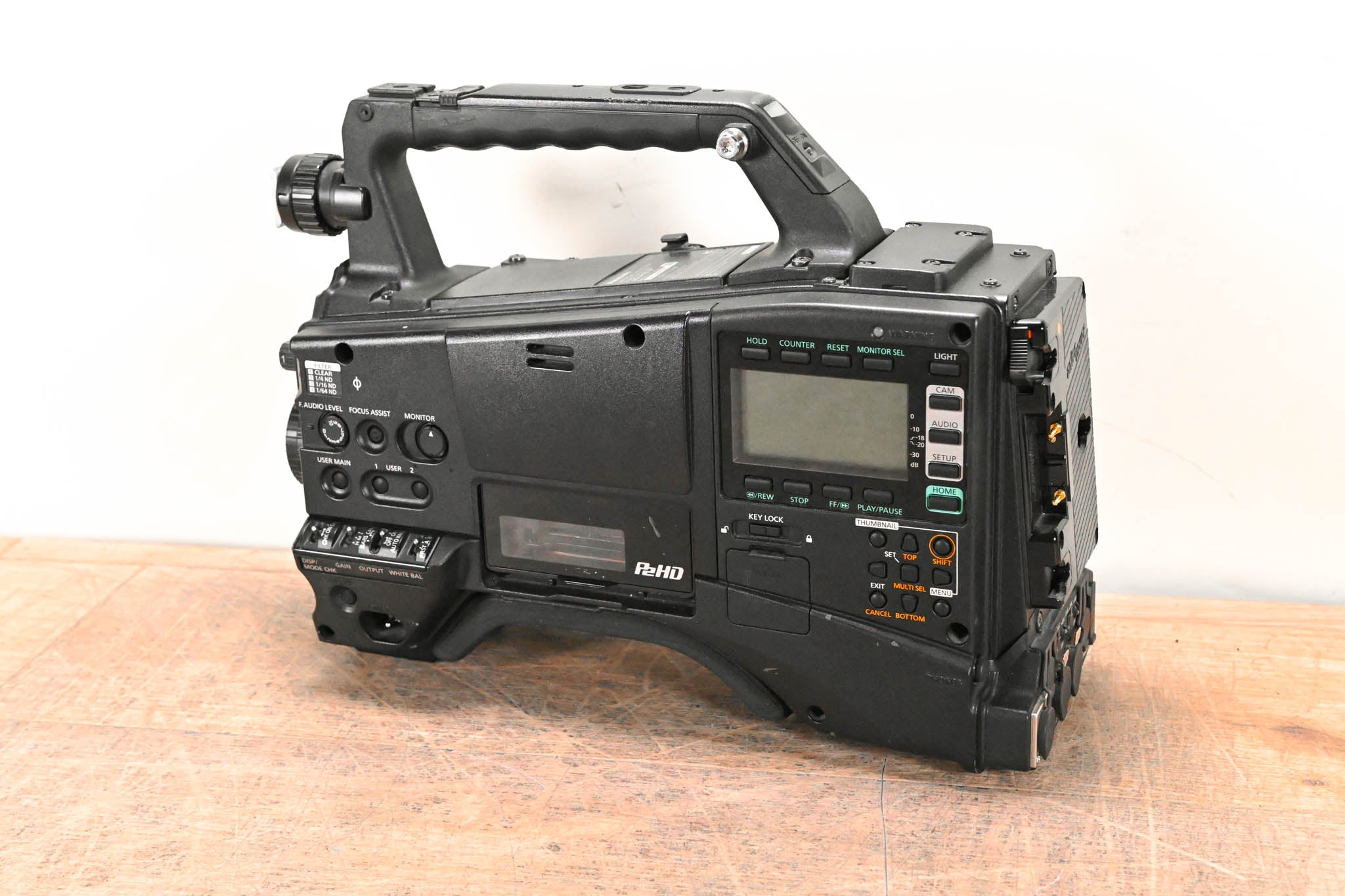 Panasonic AG-HPX610P P2 HD Shoulder-Mount Camcorder