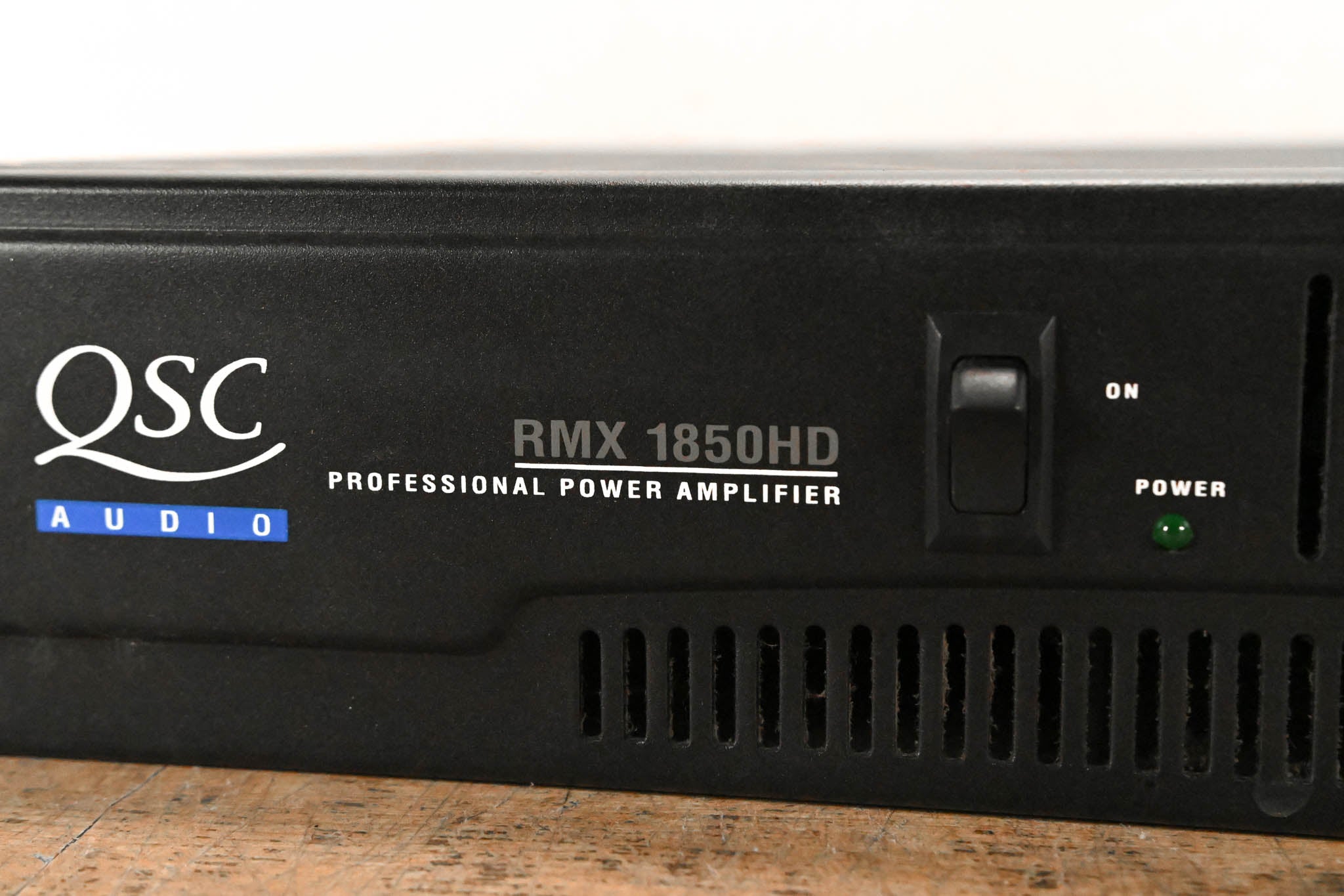 QSC RMX1850HD 2-Channel Power Amplifier